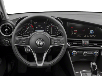 2018 Alfa Romeo Giulia Base