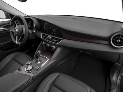 2018 Alfa Romeo Giulia Base