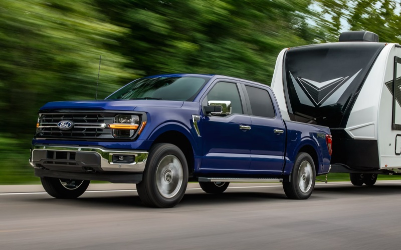 Power On the Go and a Smarter Bed — Why the 2026 Ford F-150 Suits Jupiter, FL Crews