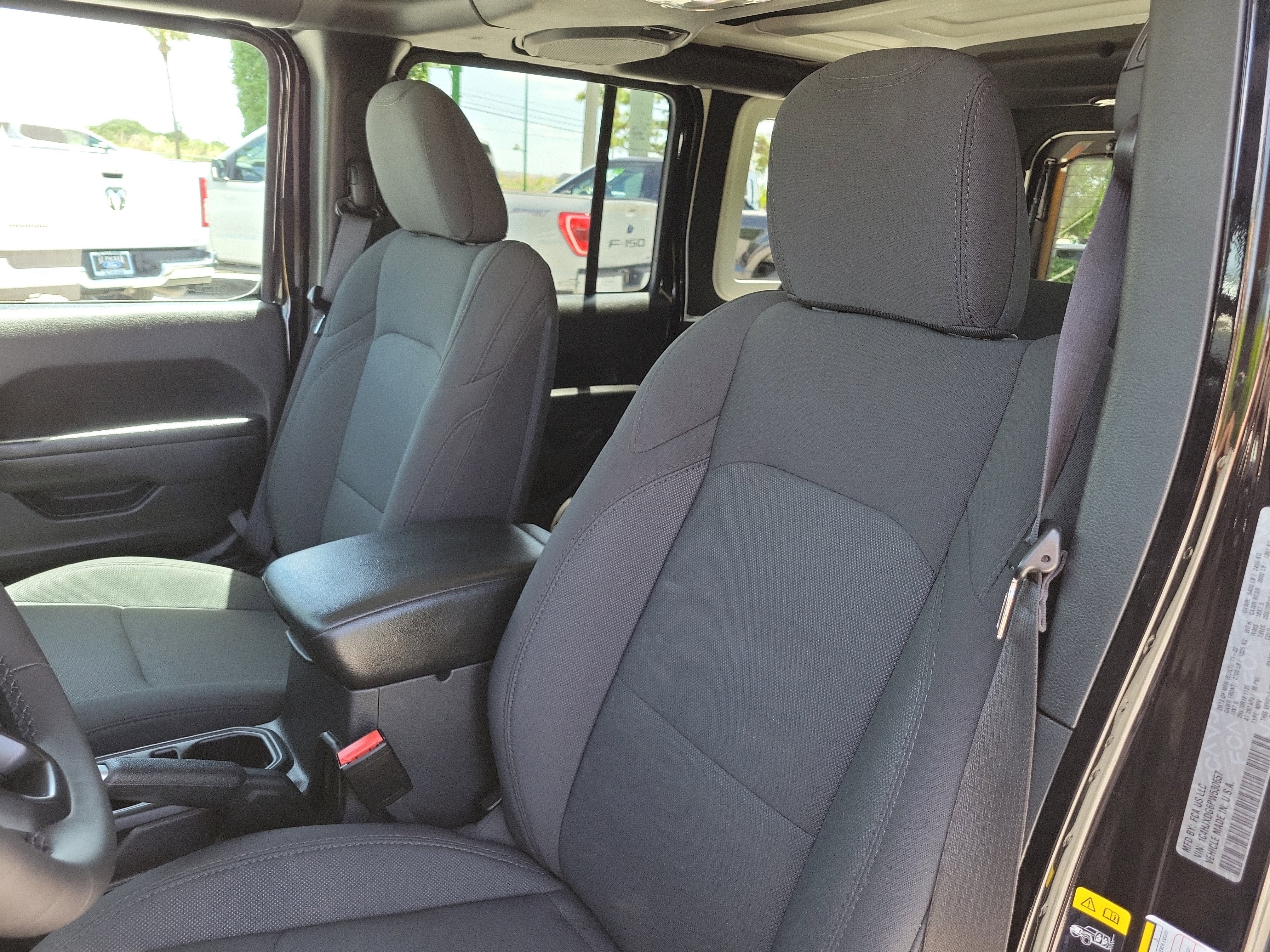 2023 Jeep Wrangler Sport Altitude