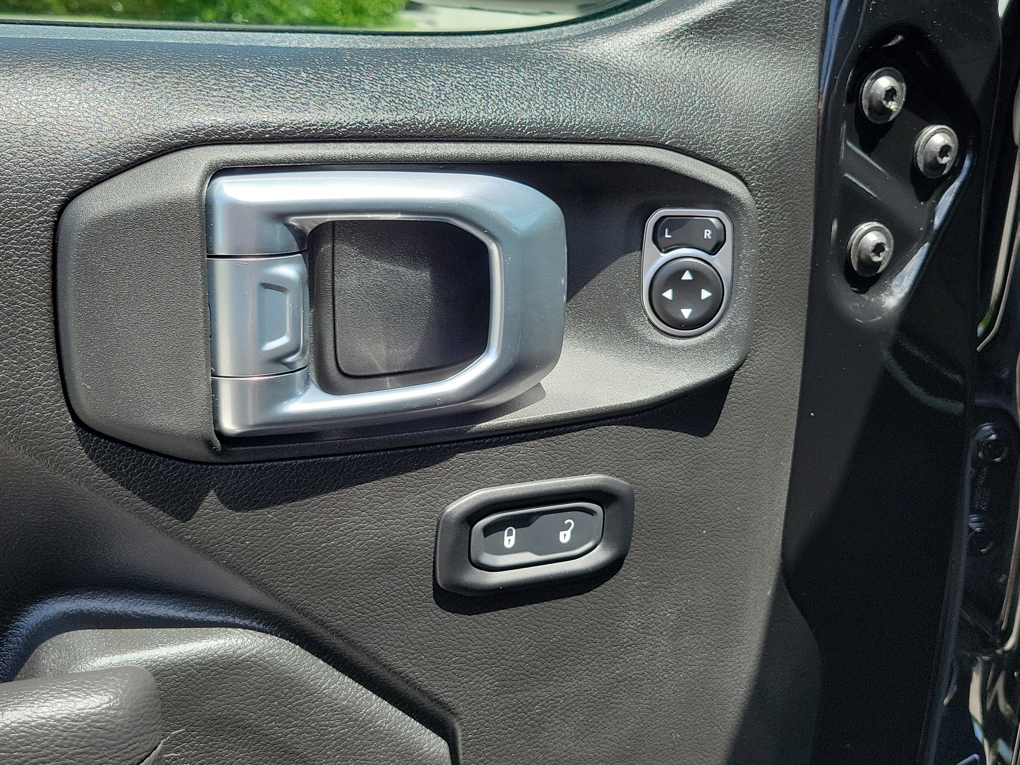 2023 Jeep Wrangler Sport Altitude
