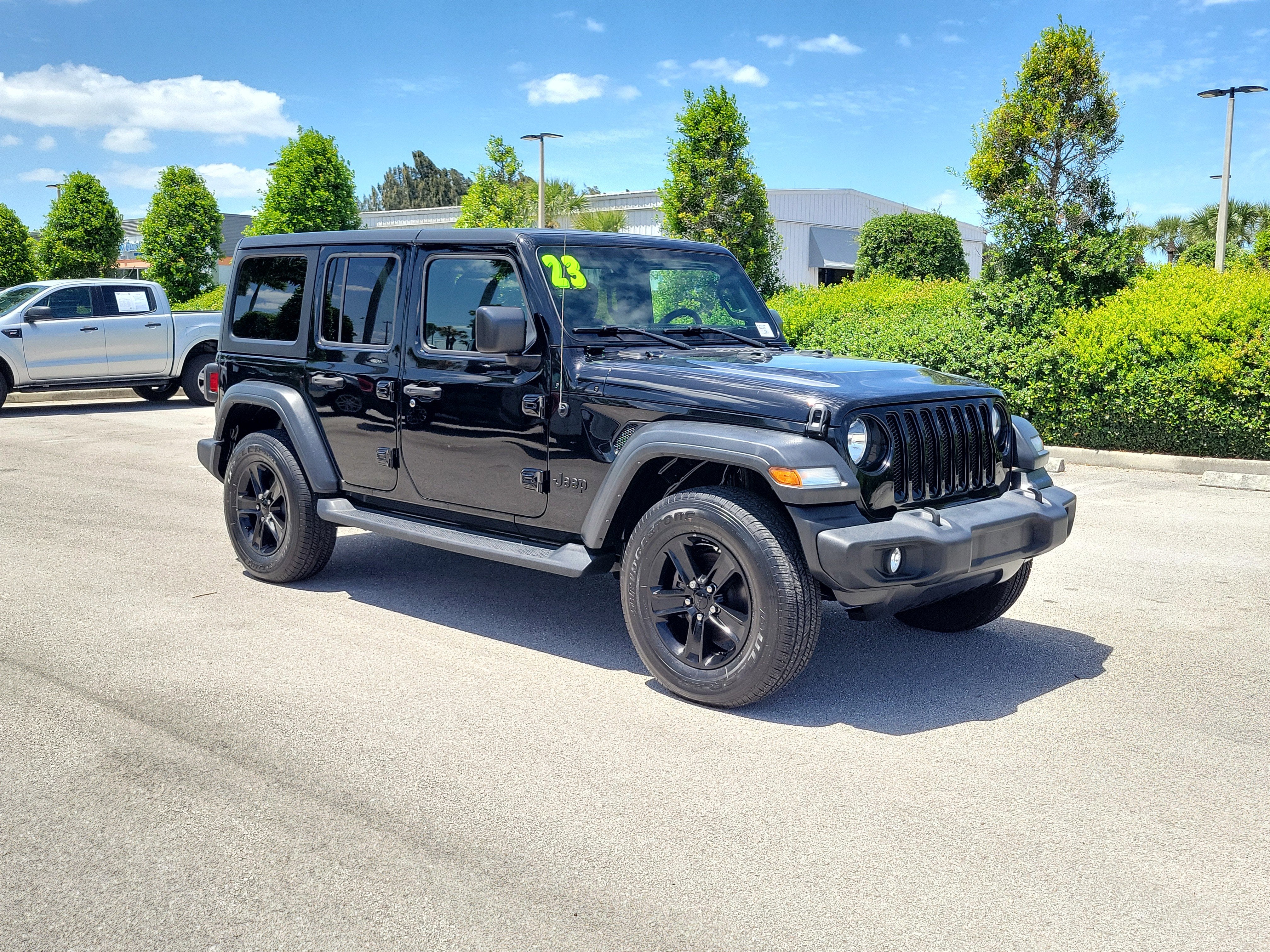 2023 Jeep Wrangler Sport Altitude