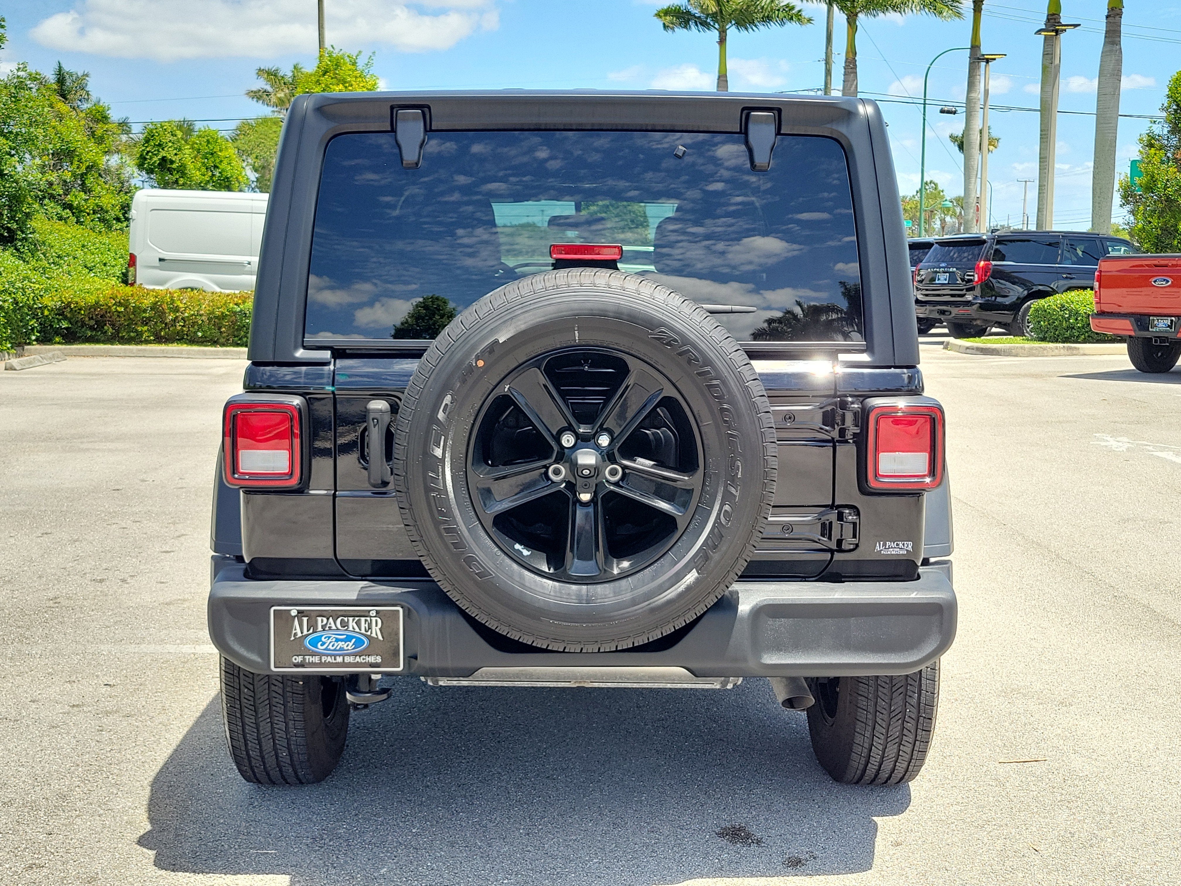 2023 Jeep Wrangler Sport Altitude