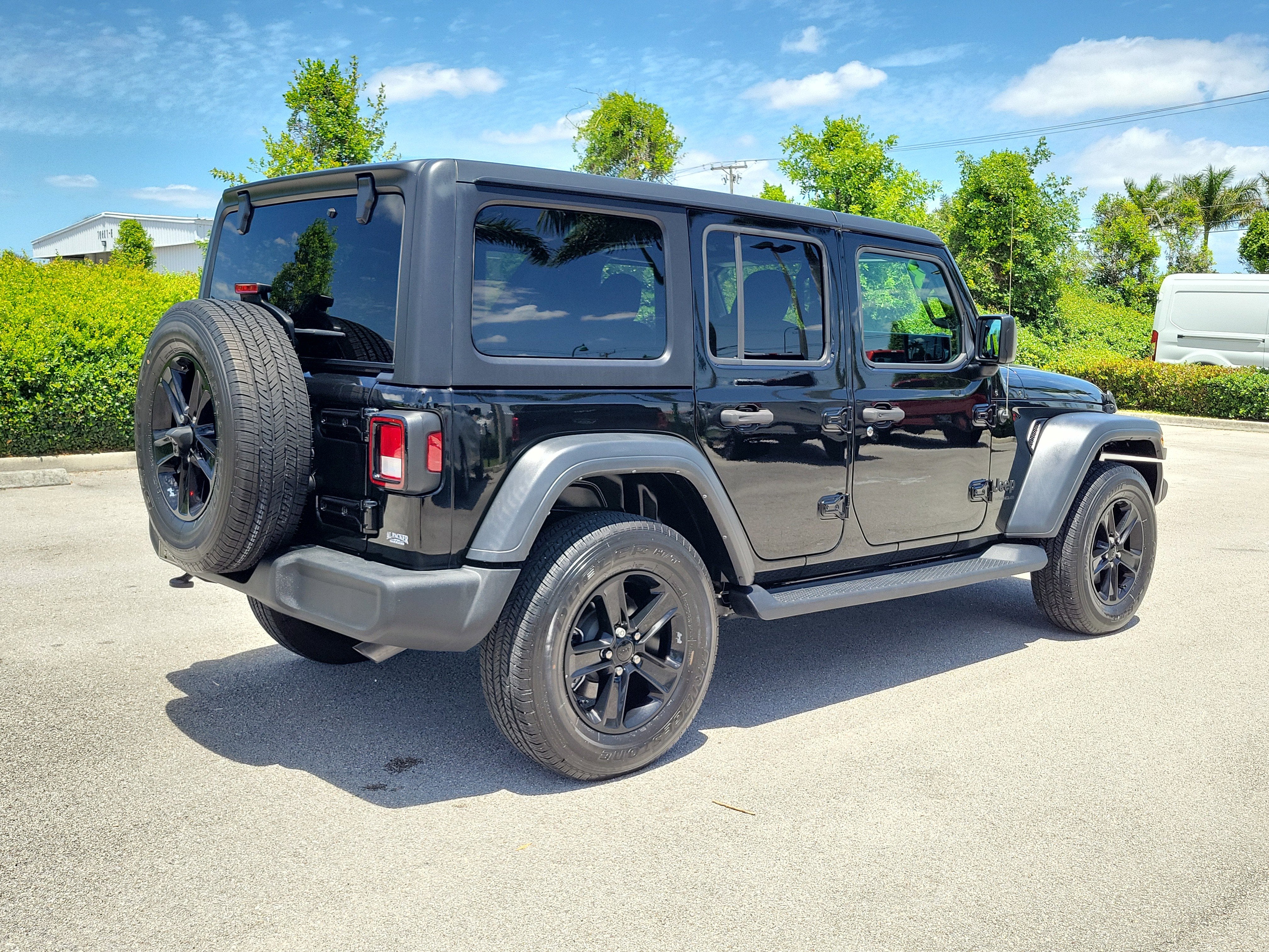 2023 Jeep Wrangler Sport Altitude