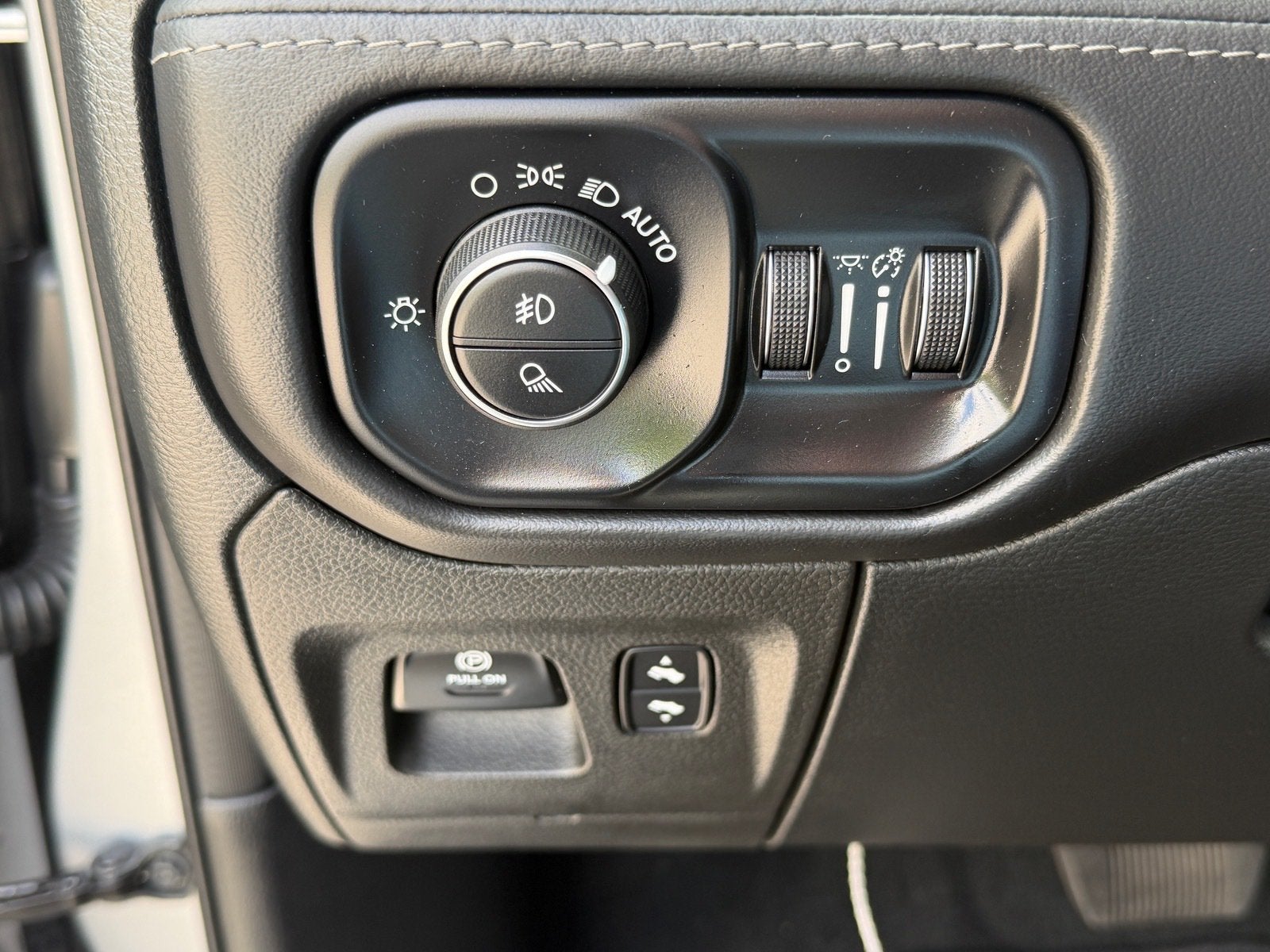 2023 RAM 1500 Limited