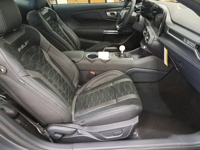 2025 Ford Mustang Premium