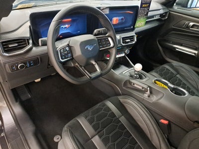 2025 Ford Mustang Premium