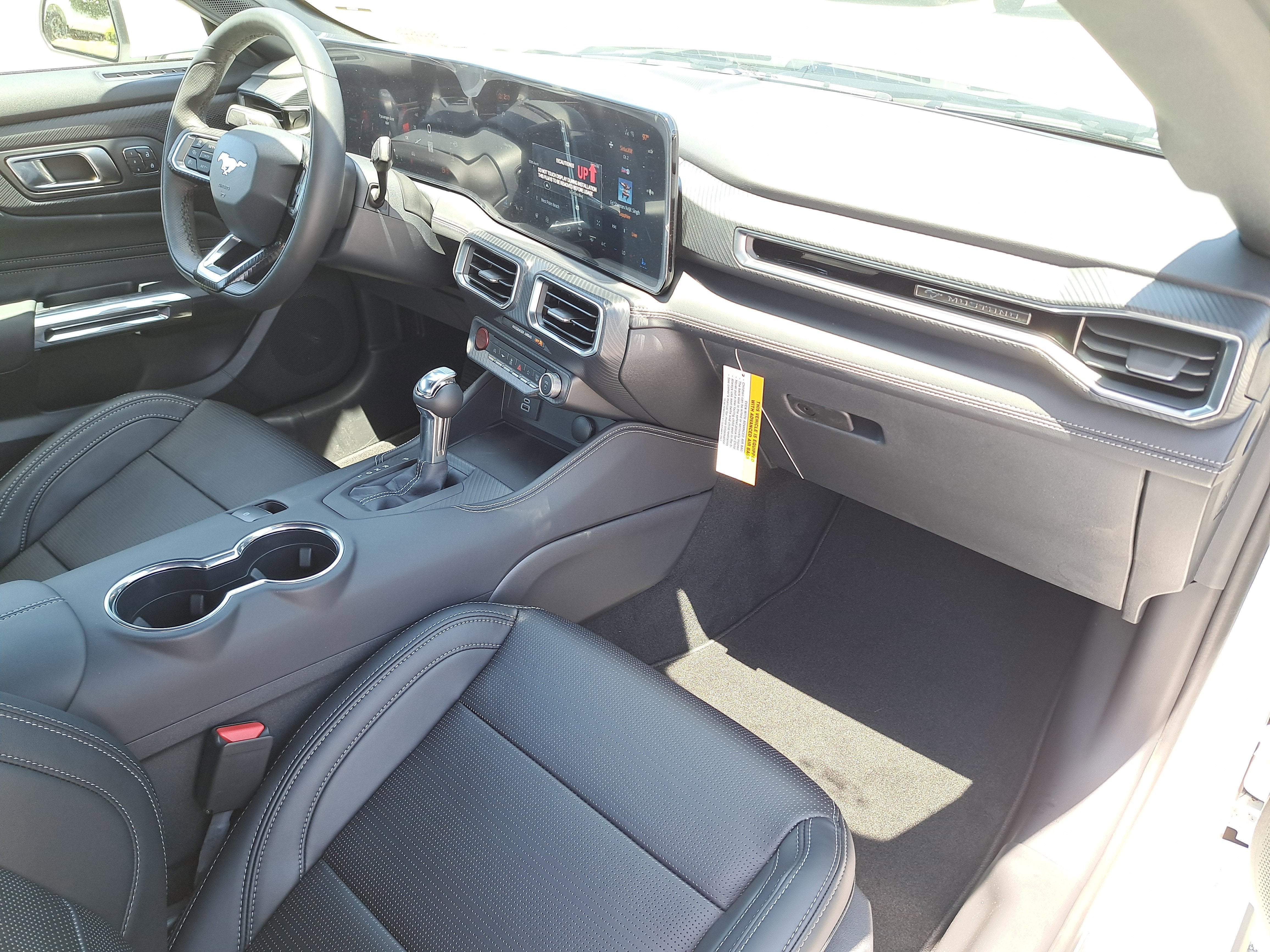 2025 Ford Mustang Premium