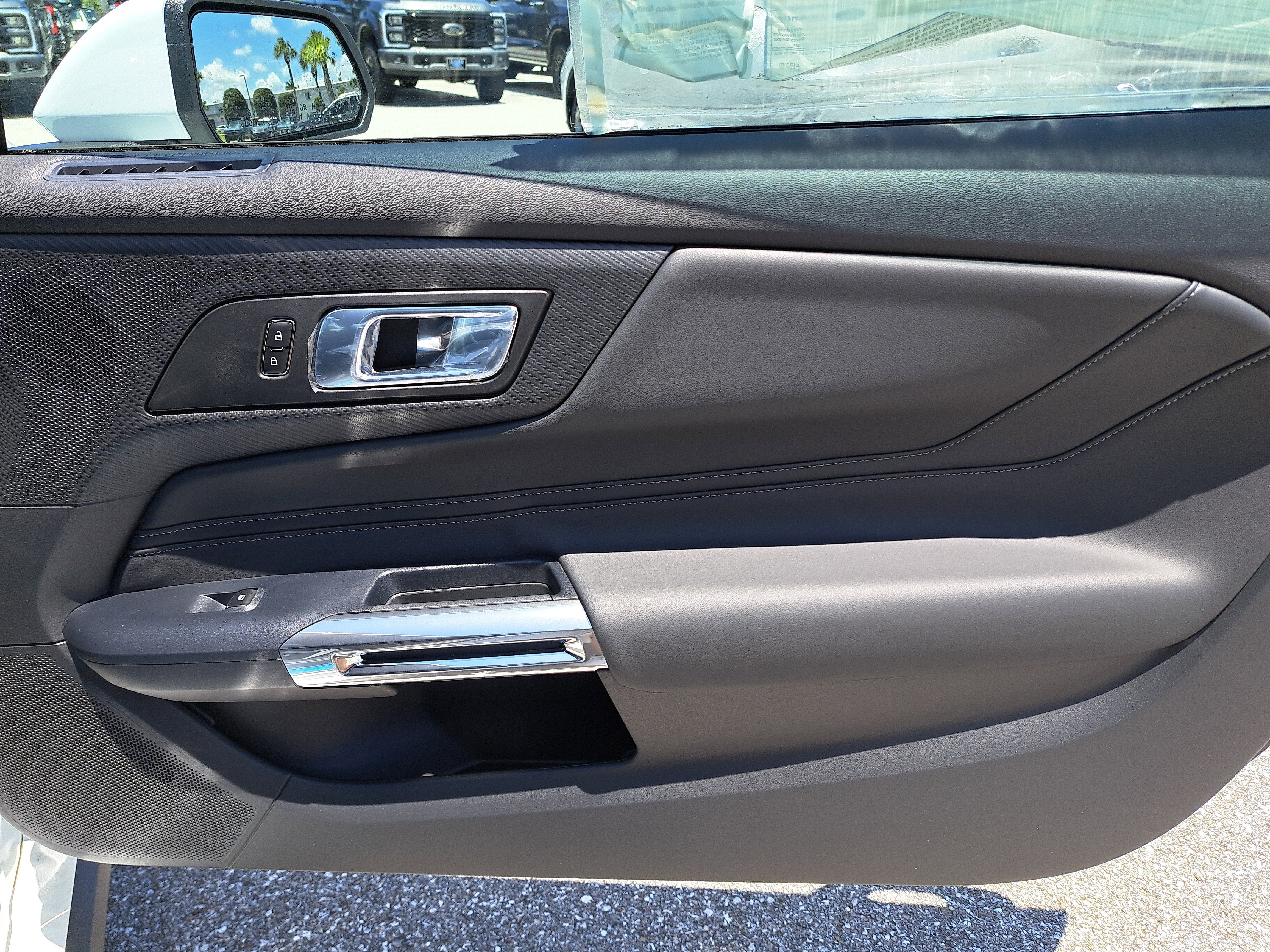 2025 Ford Mustang Premium