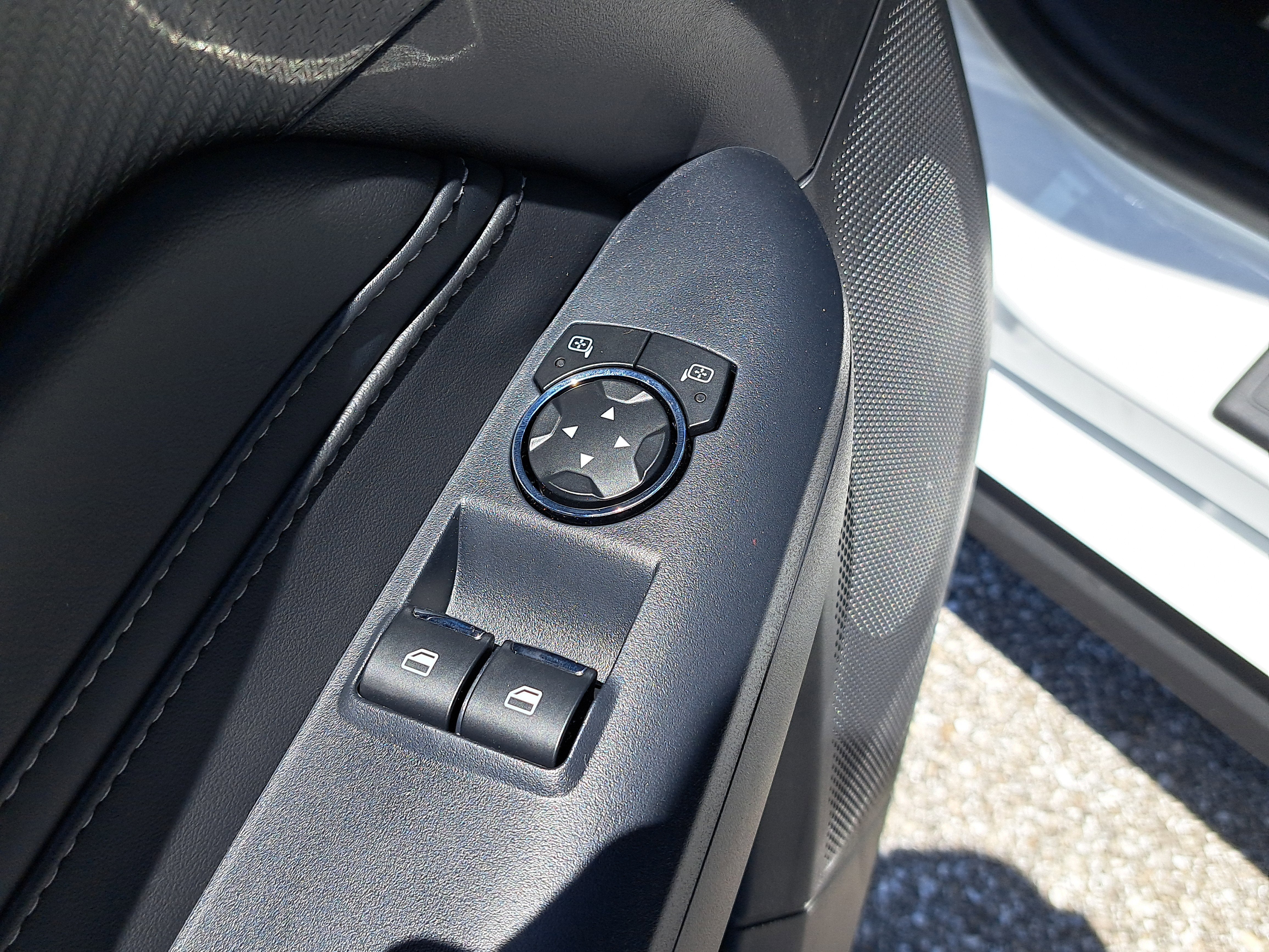 2025 Ford Mustang Premium