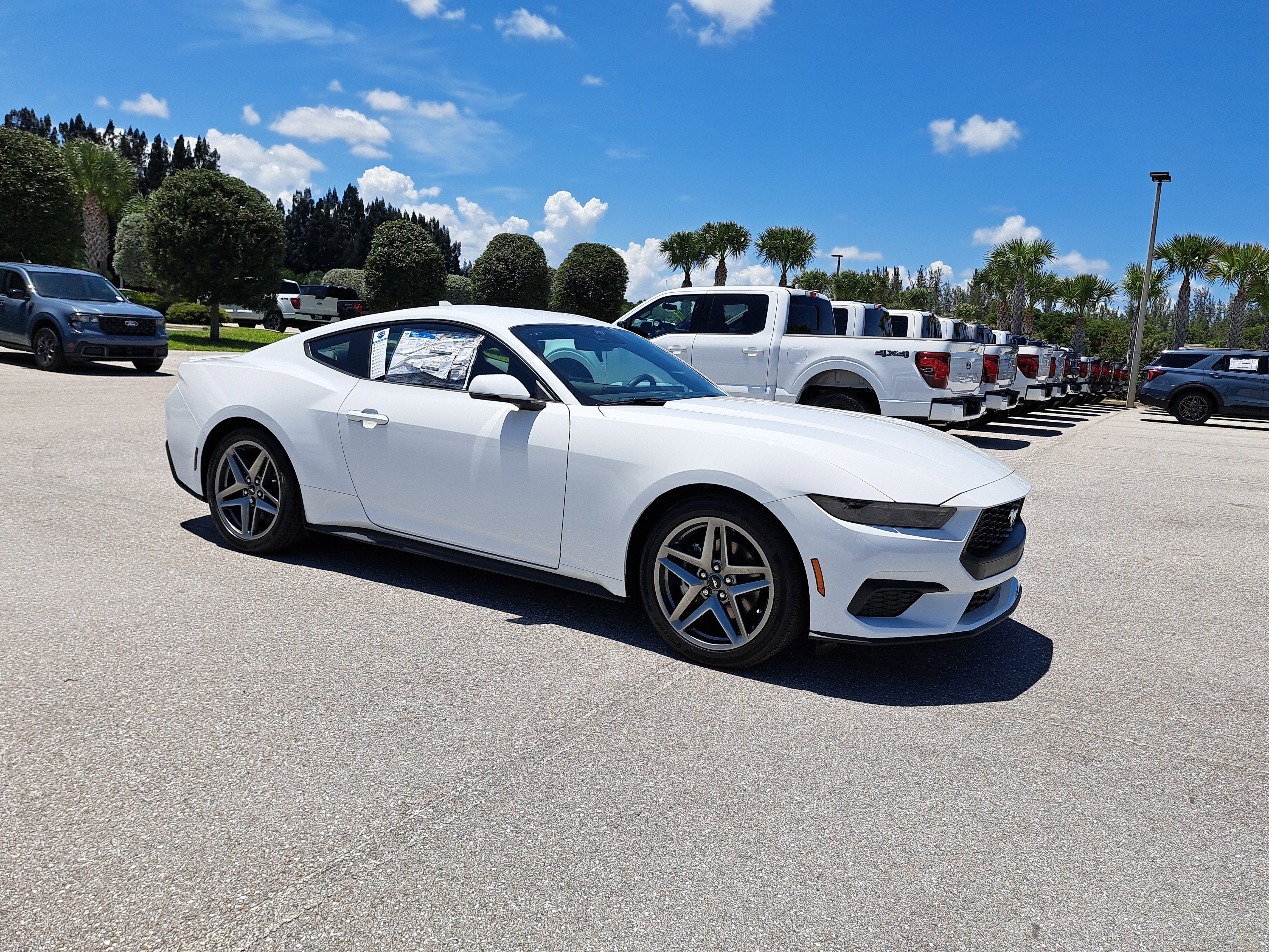 2025 Ford Mustang Premium