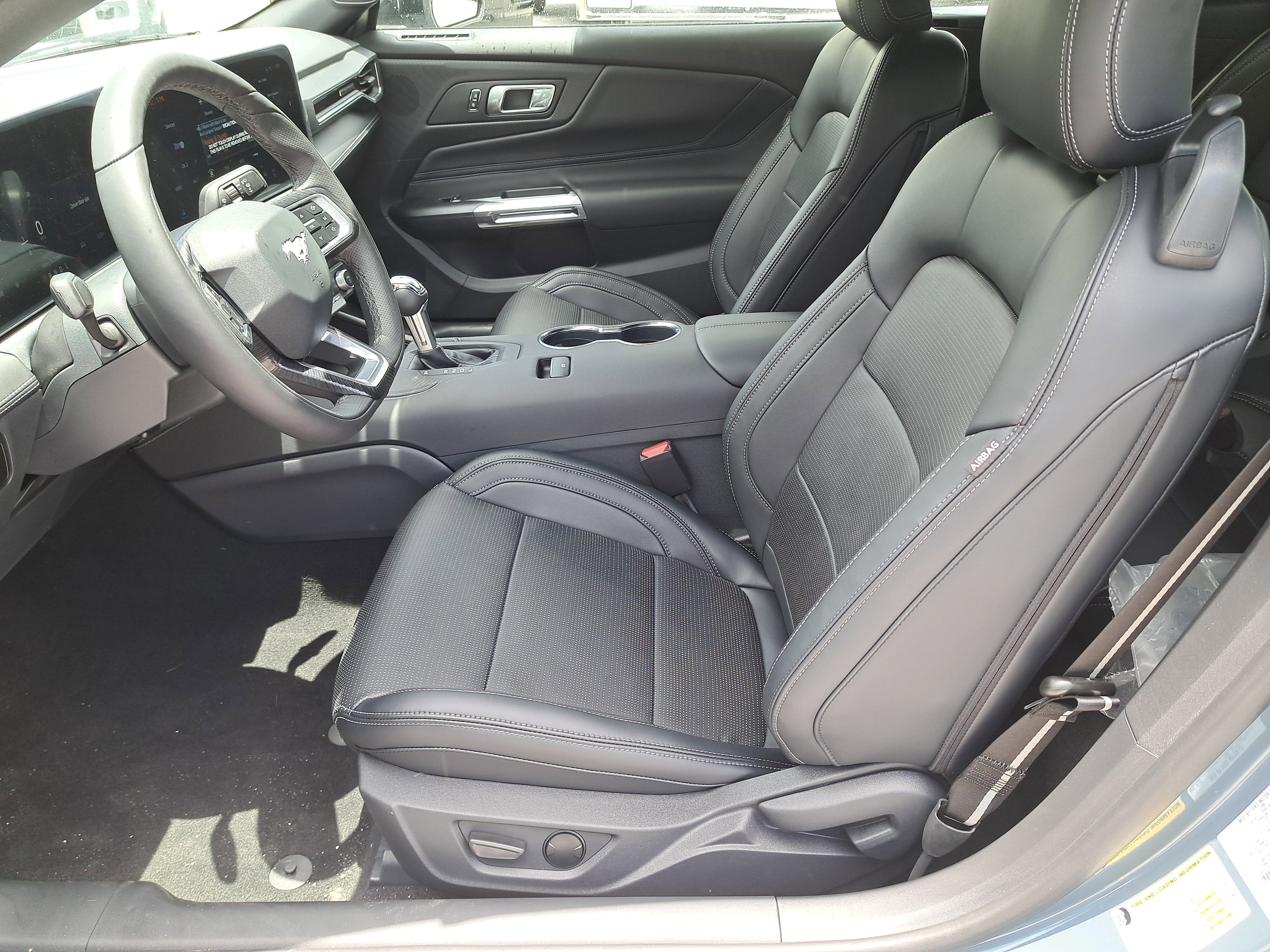 2025 Ford Mustang EcoBoost Premium