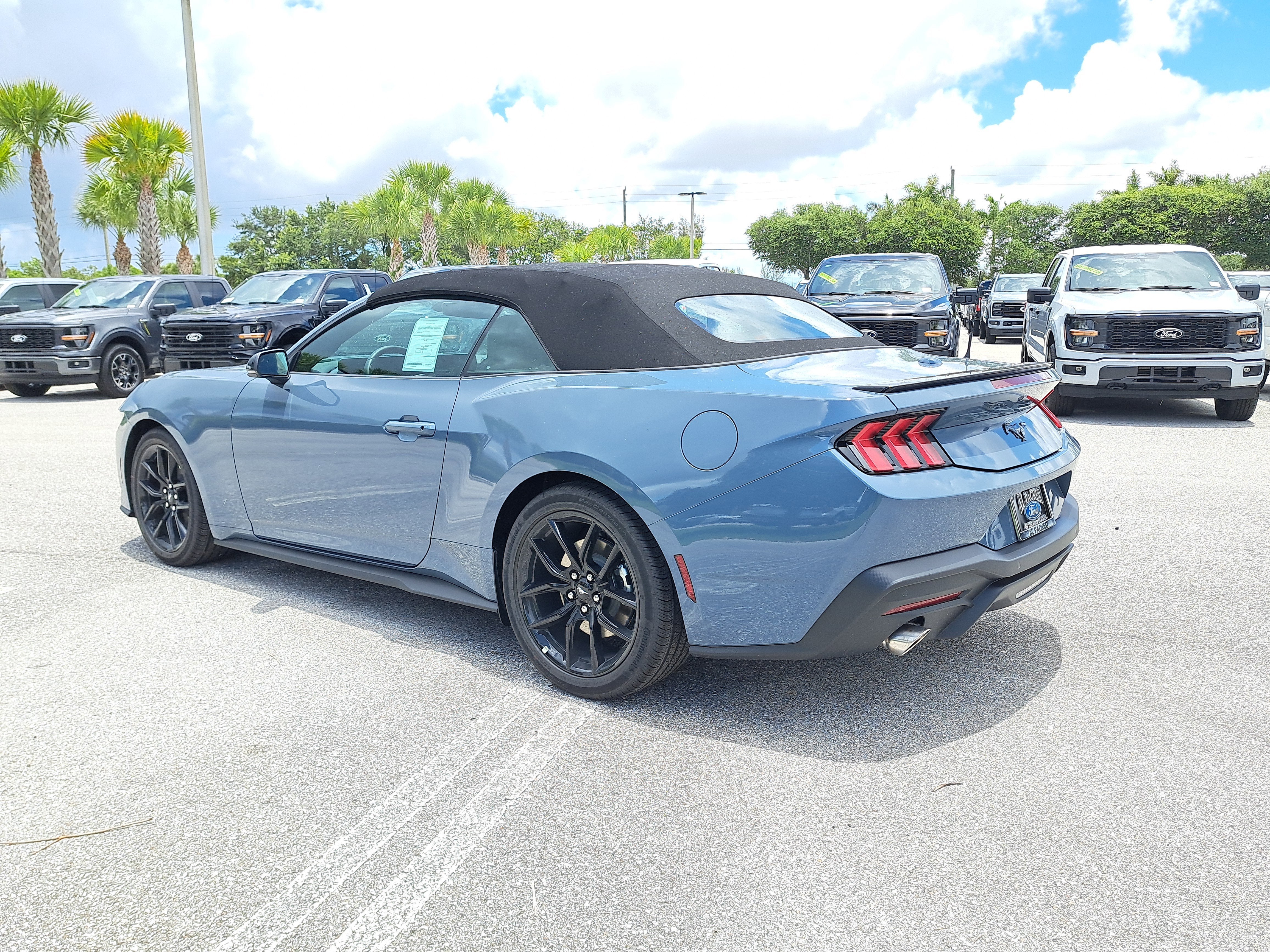2025 Ford Mustang EcoBoost Premium