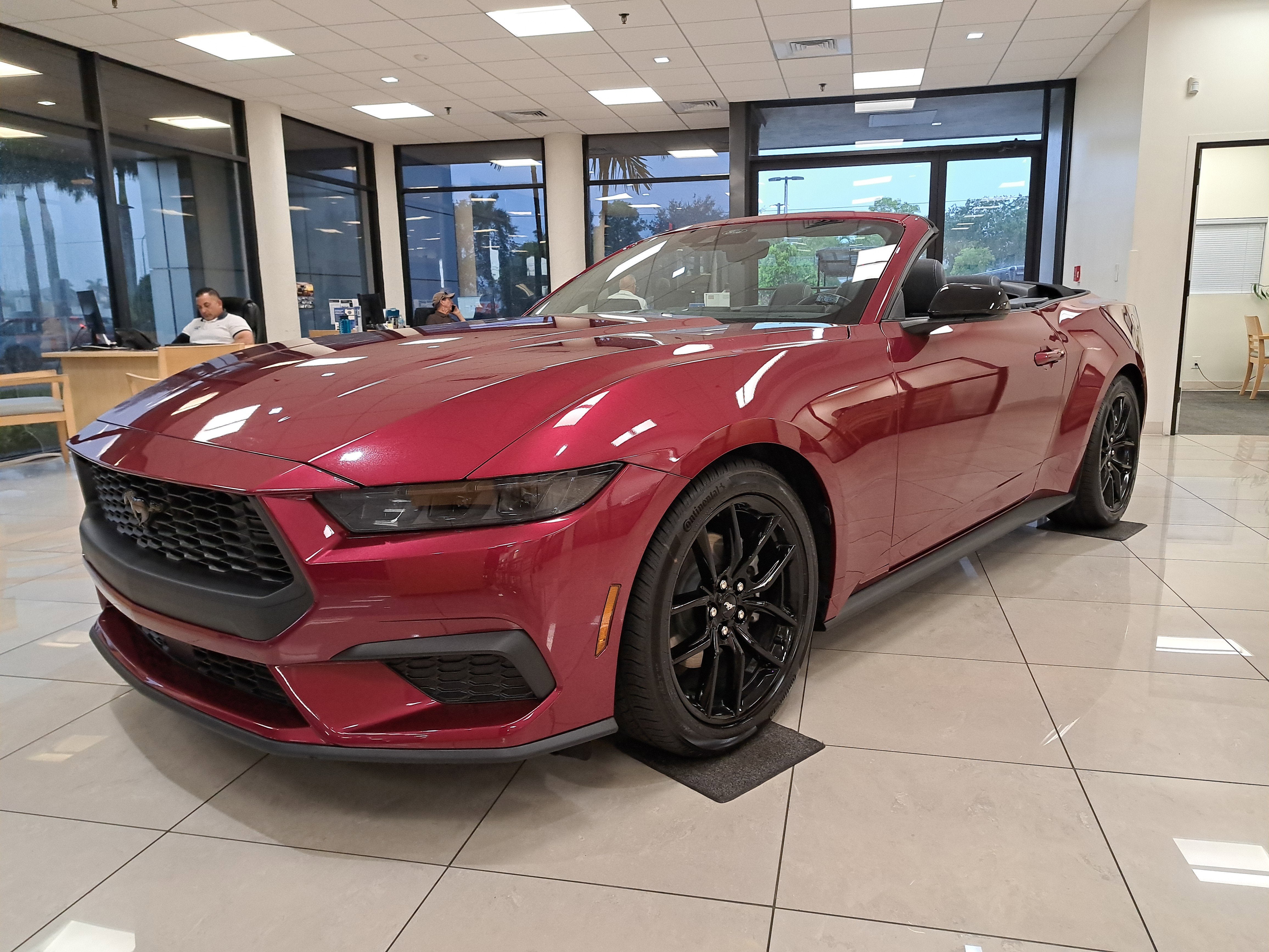 2025 Ford Mustang EcoBoost