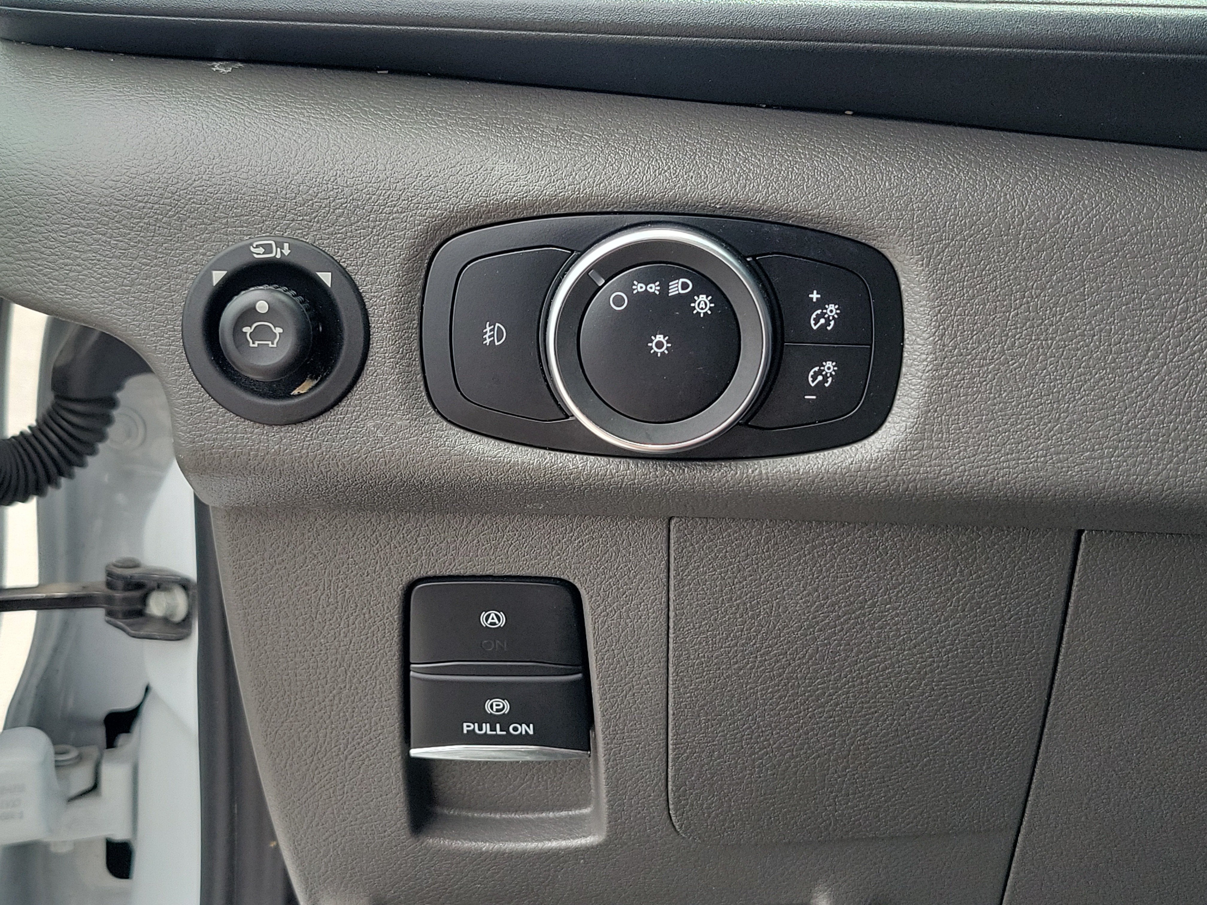 2024 Ford Transit Passenger Wagon XLT