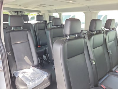 2026 Ford Transit Passenger Wagon Base