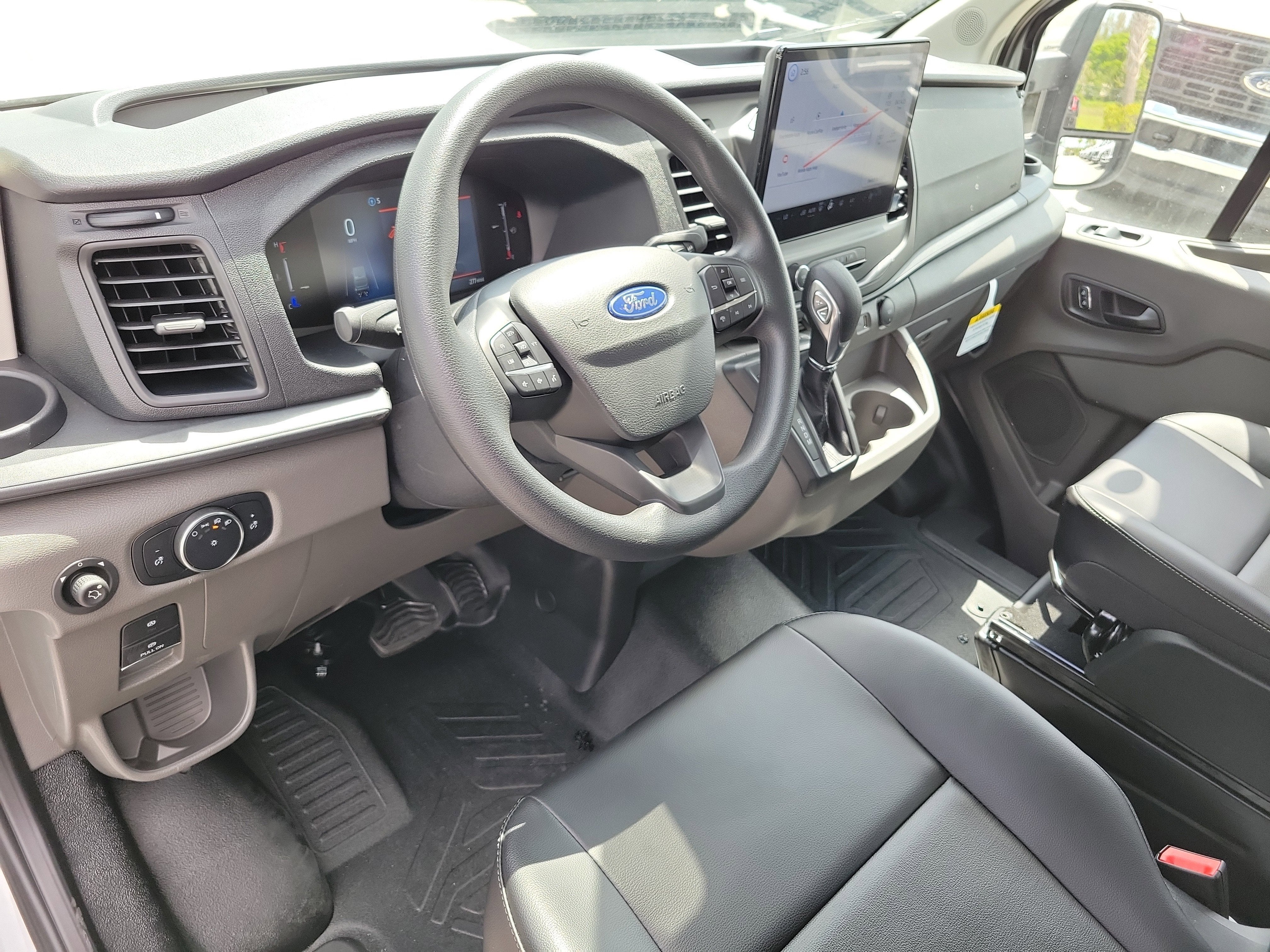 2026 Ford Transit Passenger Wagon Base