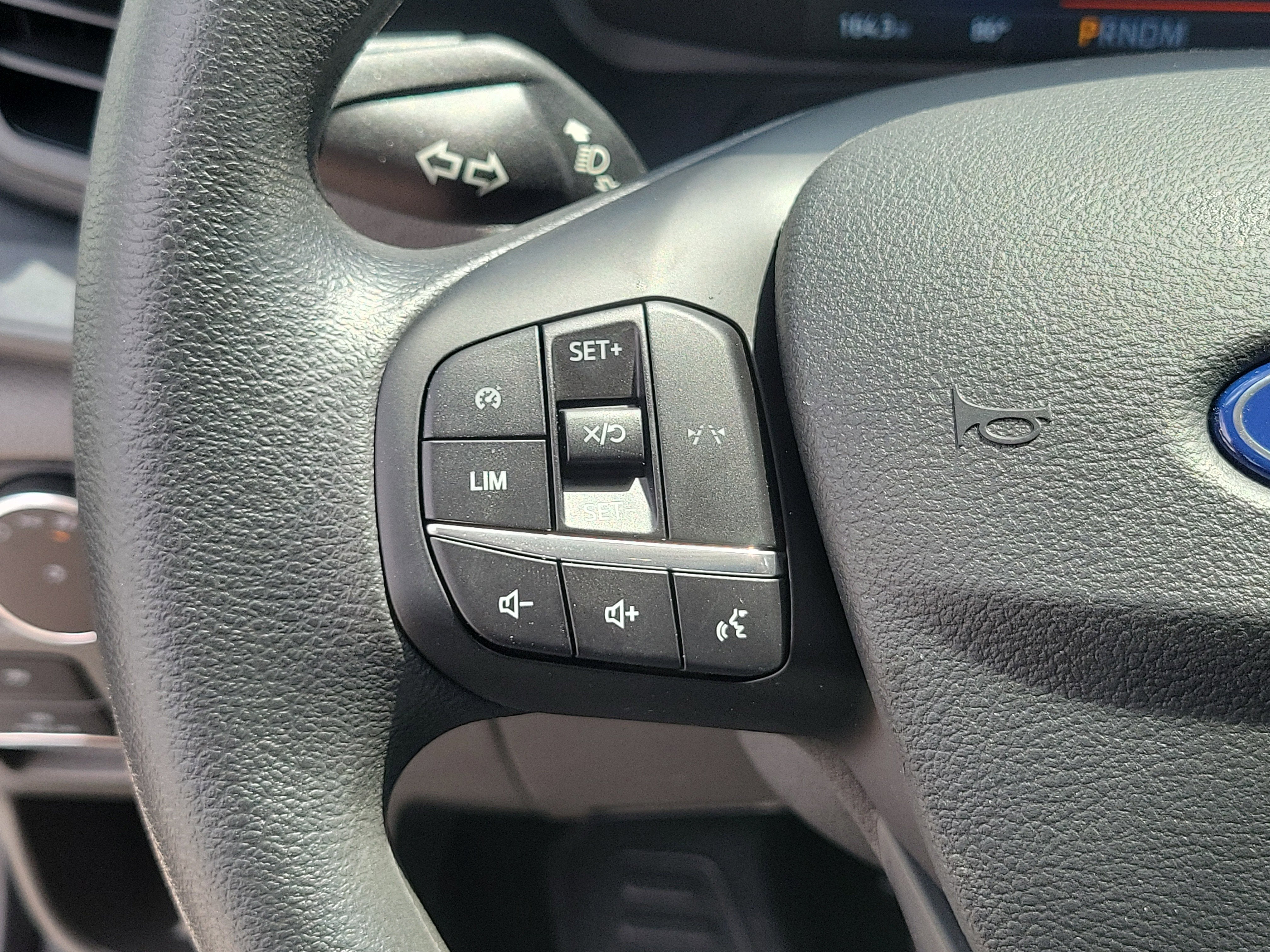 2026 Ford Transit Passenger Wagon Base