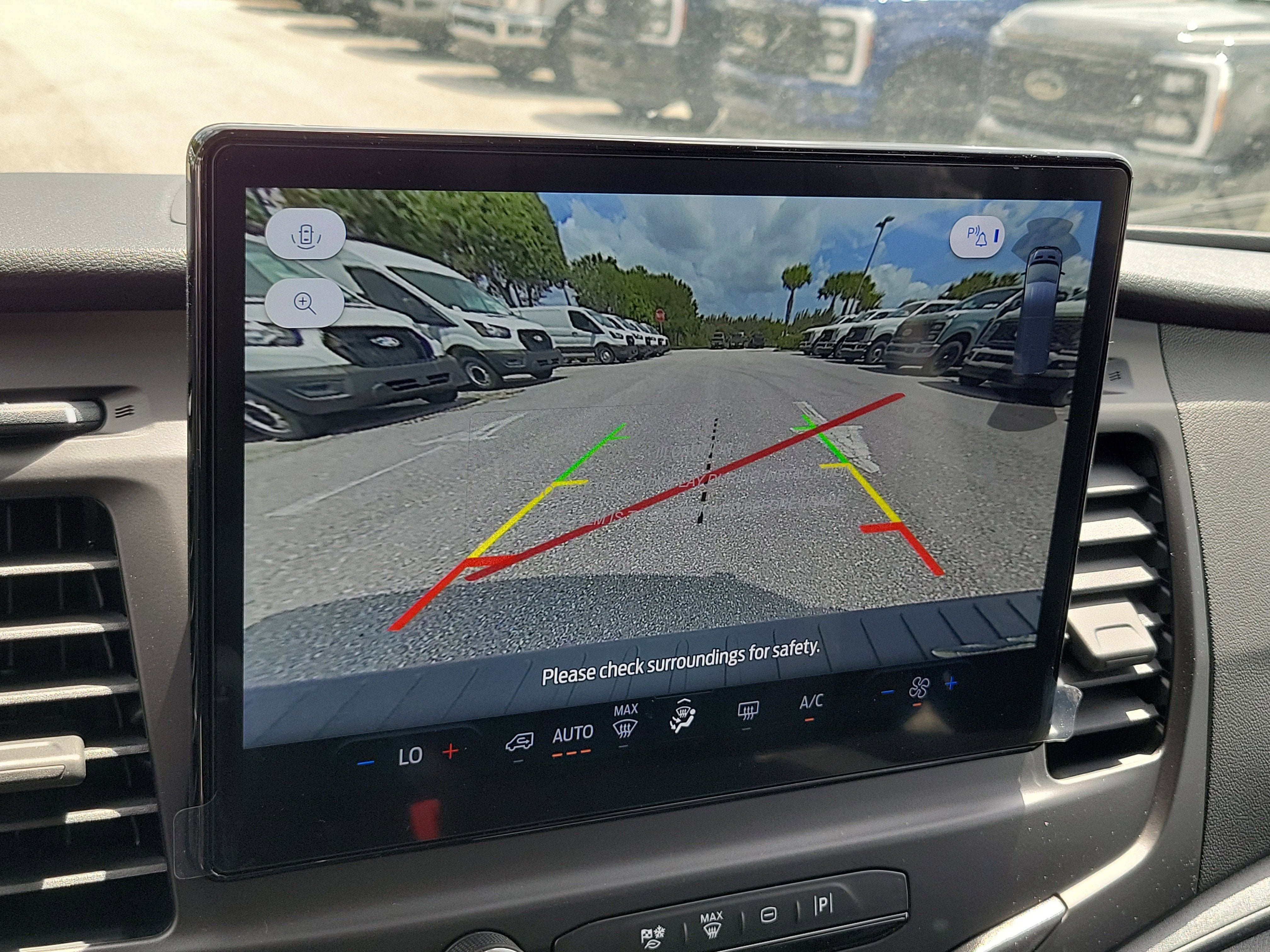 2026 Ford Transit Passenger Wagon Base