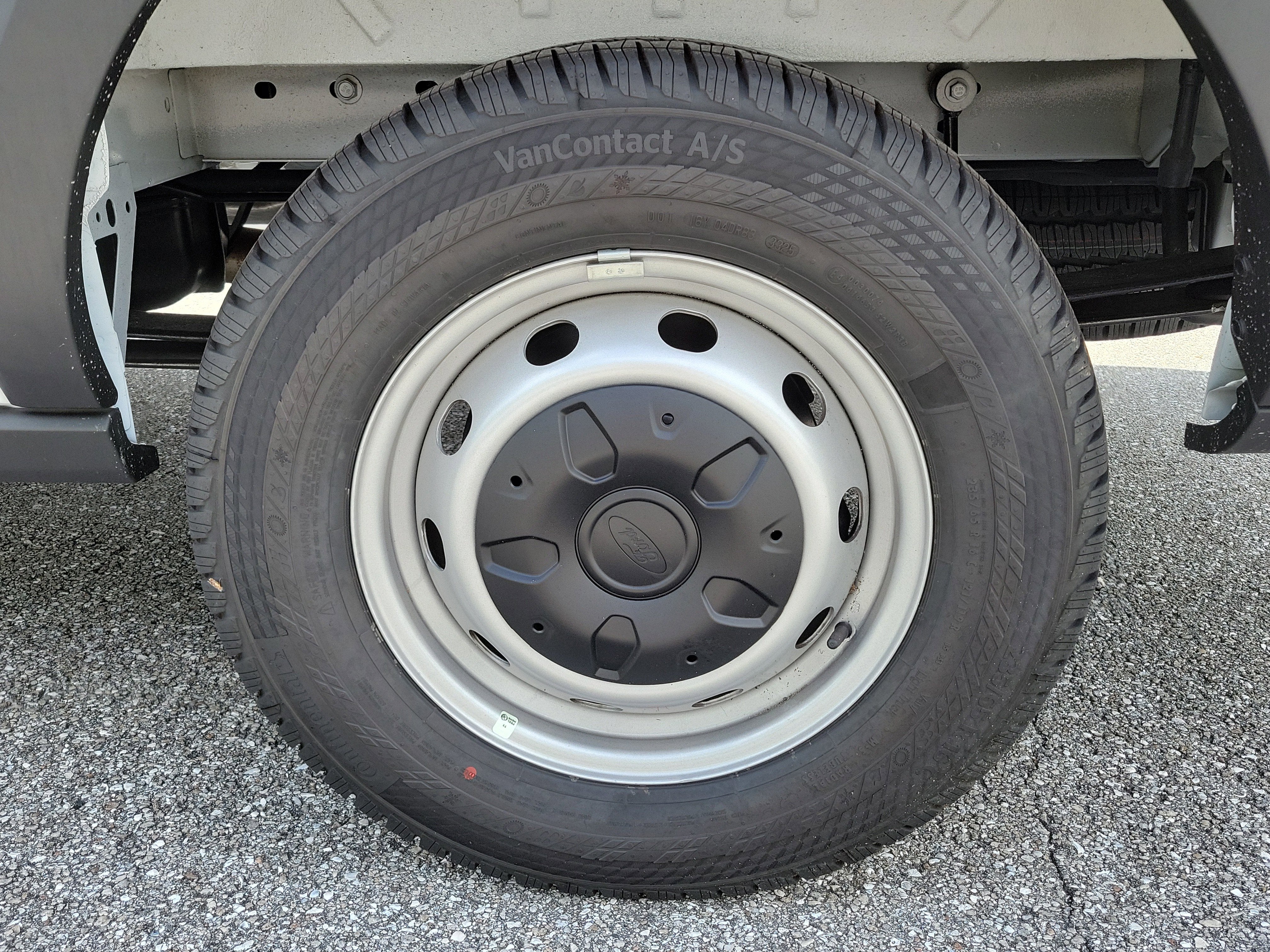 2026 Ford Transit Passenger Wagon Base