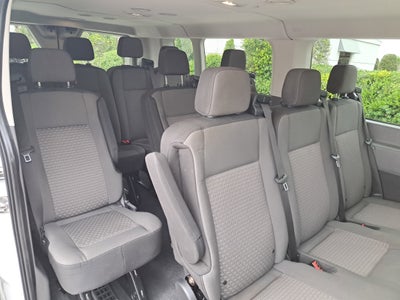 2023 Ford Transit Passenger Wagon XLT