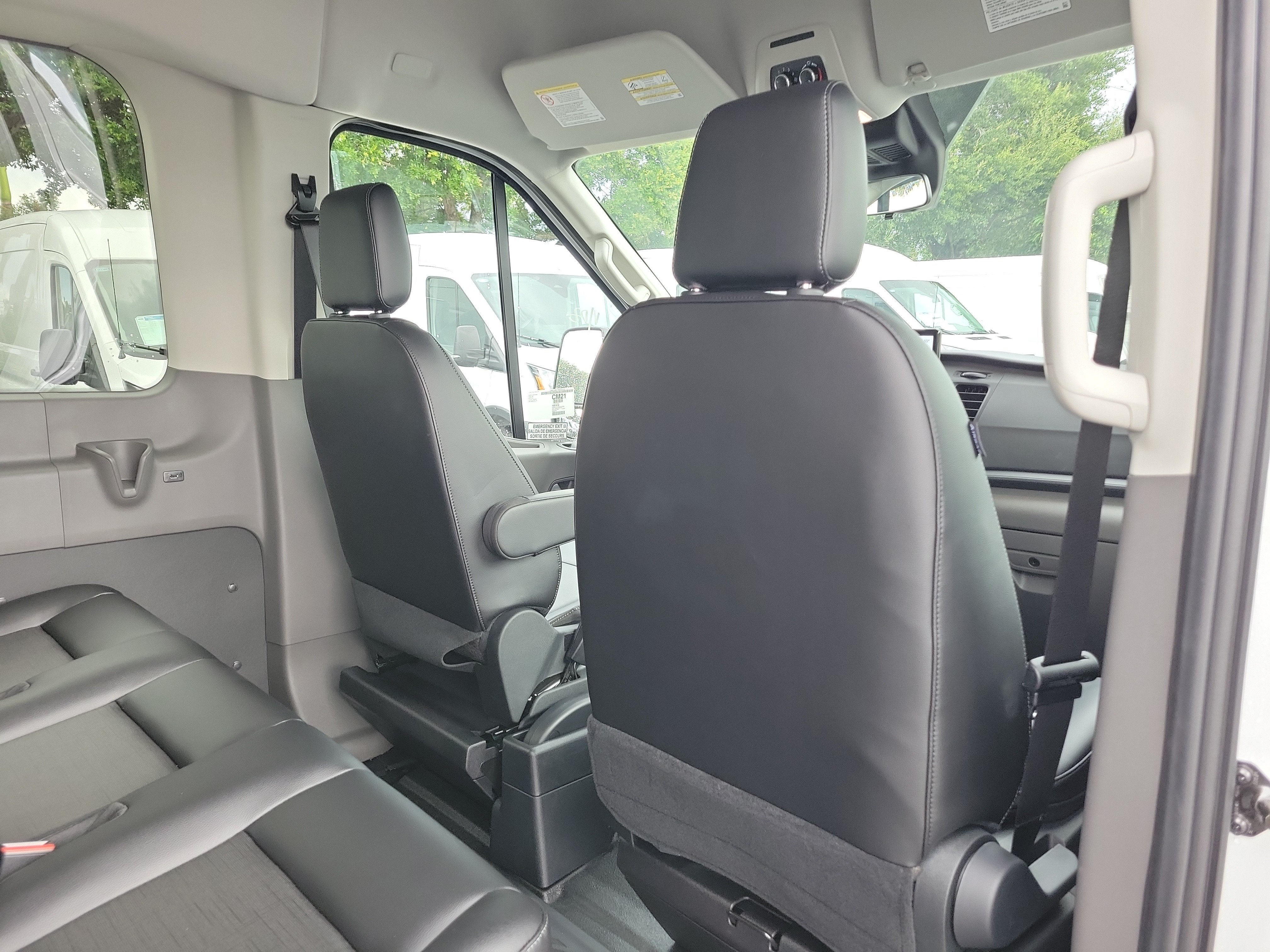 2026 Ford Transit Passenger Wagon XL