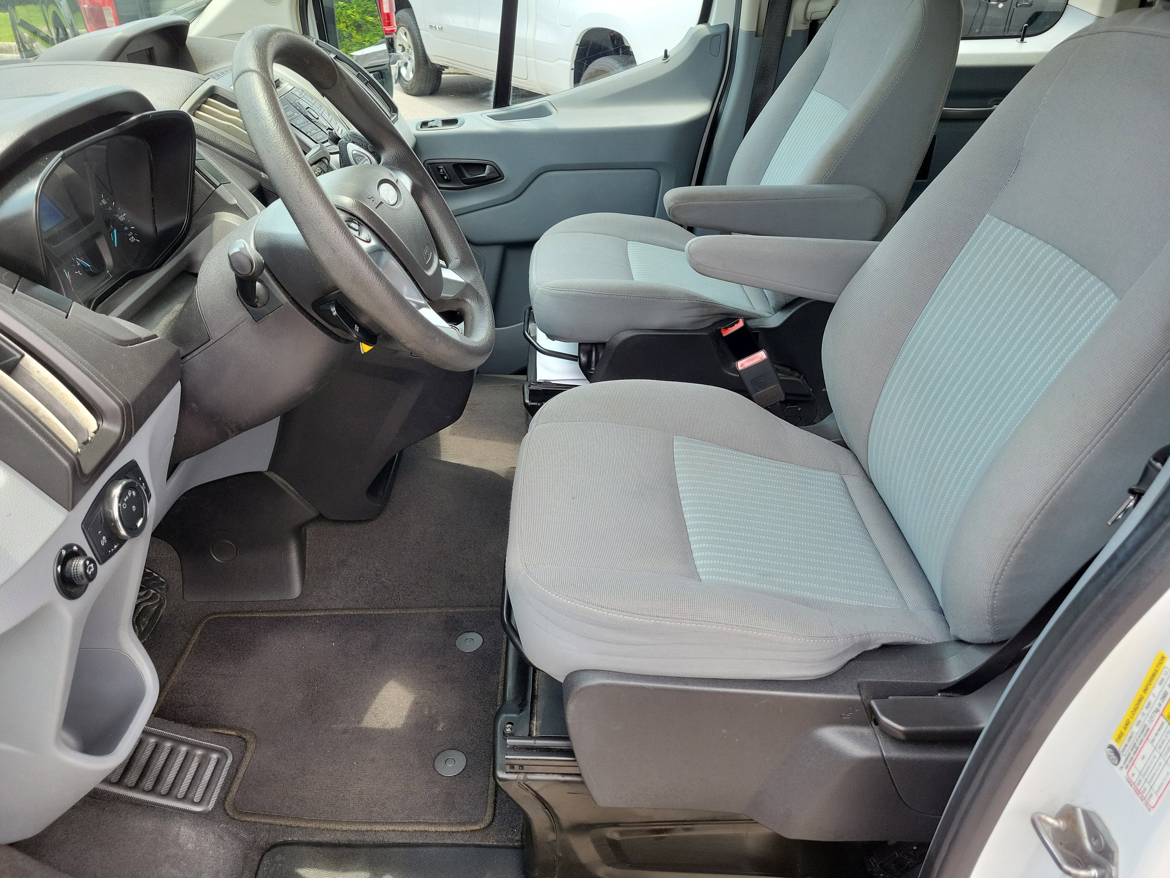 2017 Ford Transit Wagon XLT