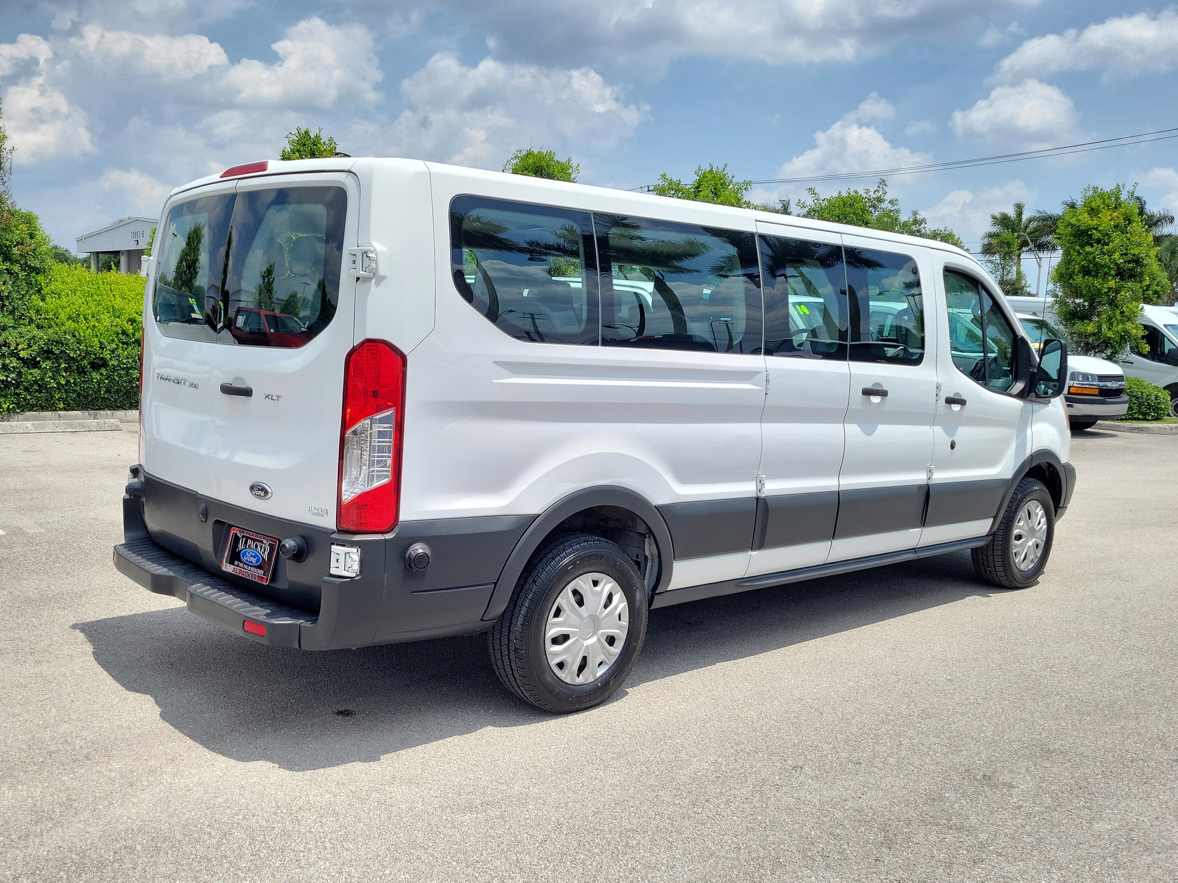 2017 Ford Transit Wagon XLT
