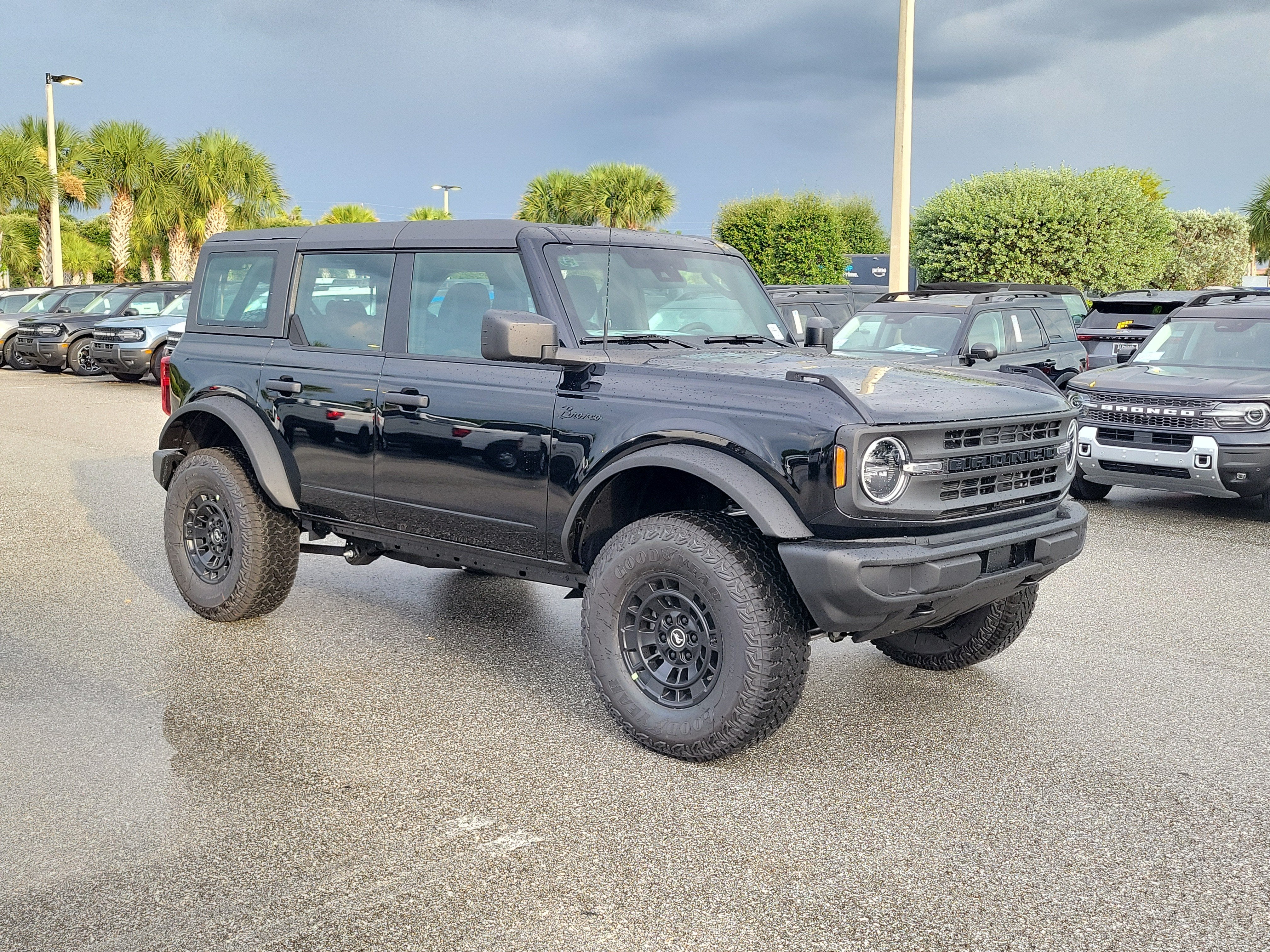 2026 Ford Bronco Base