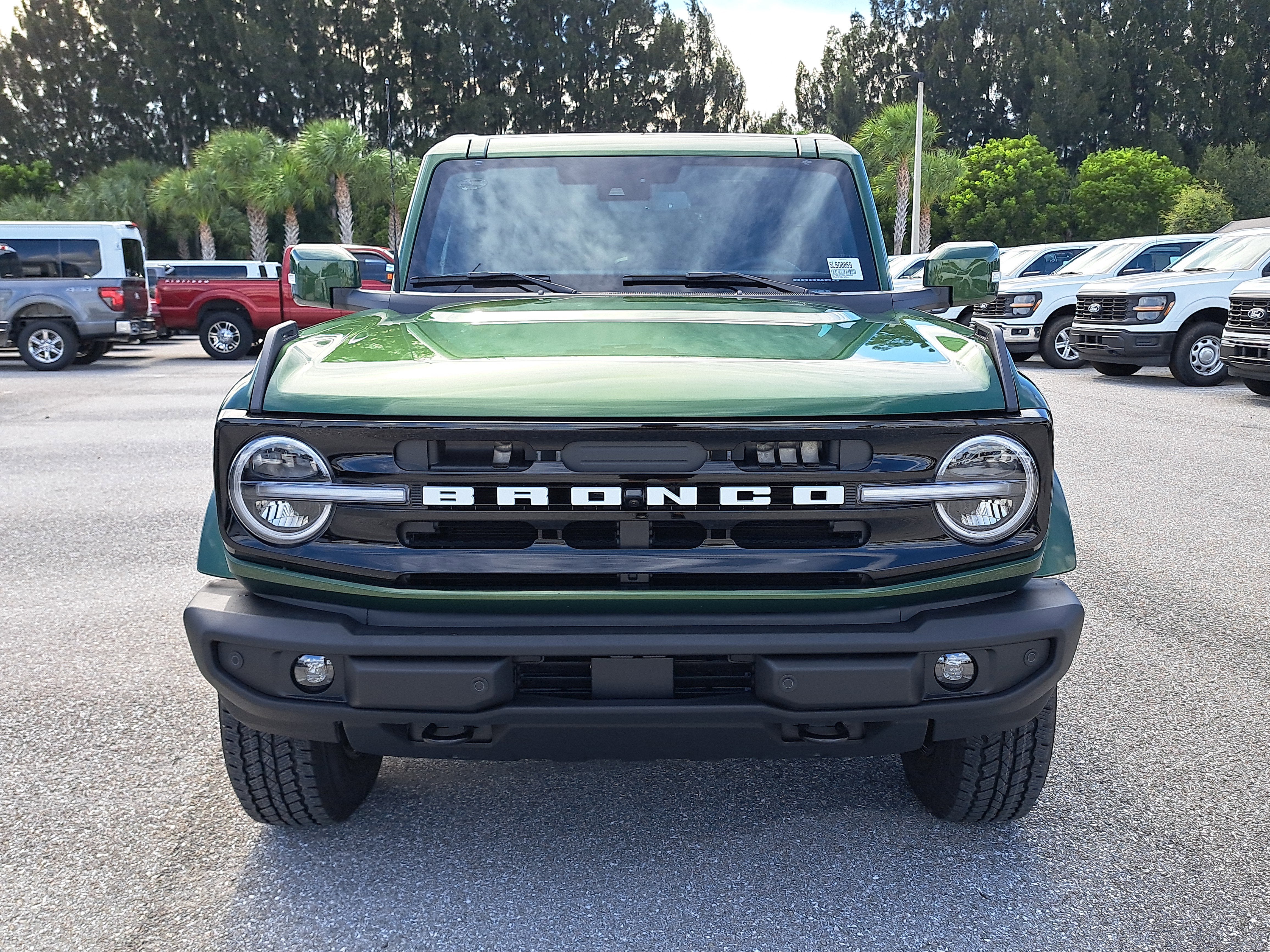 2025 Ford Bronco Outer Banks