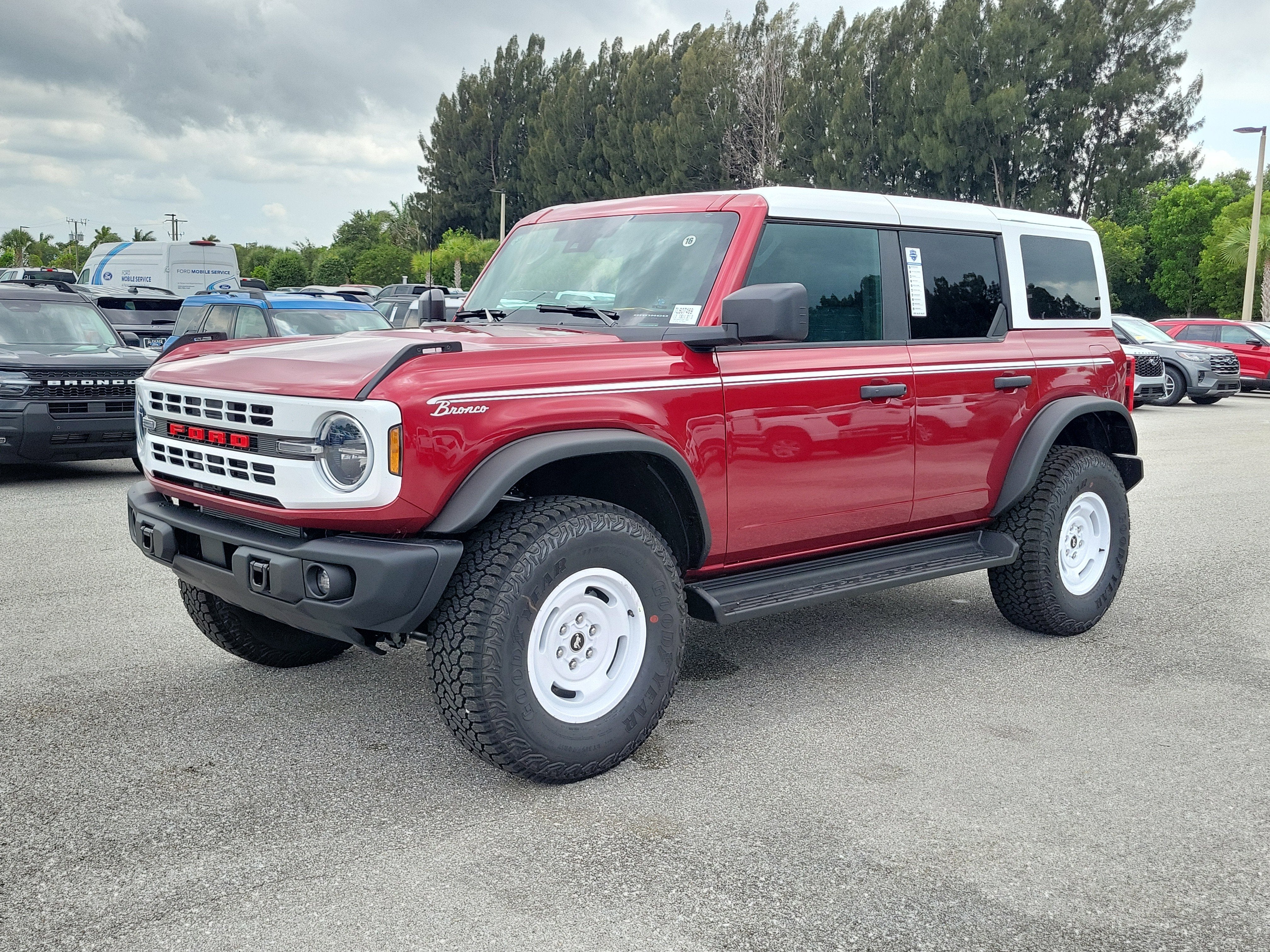 2026 Ford Bronco Heritage Edition