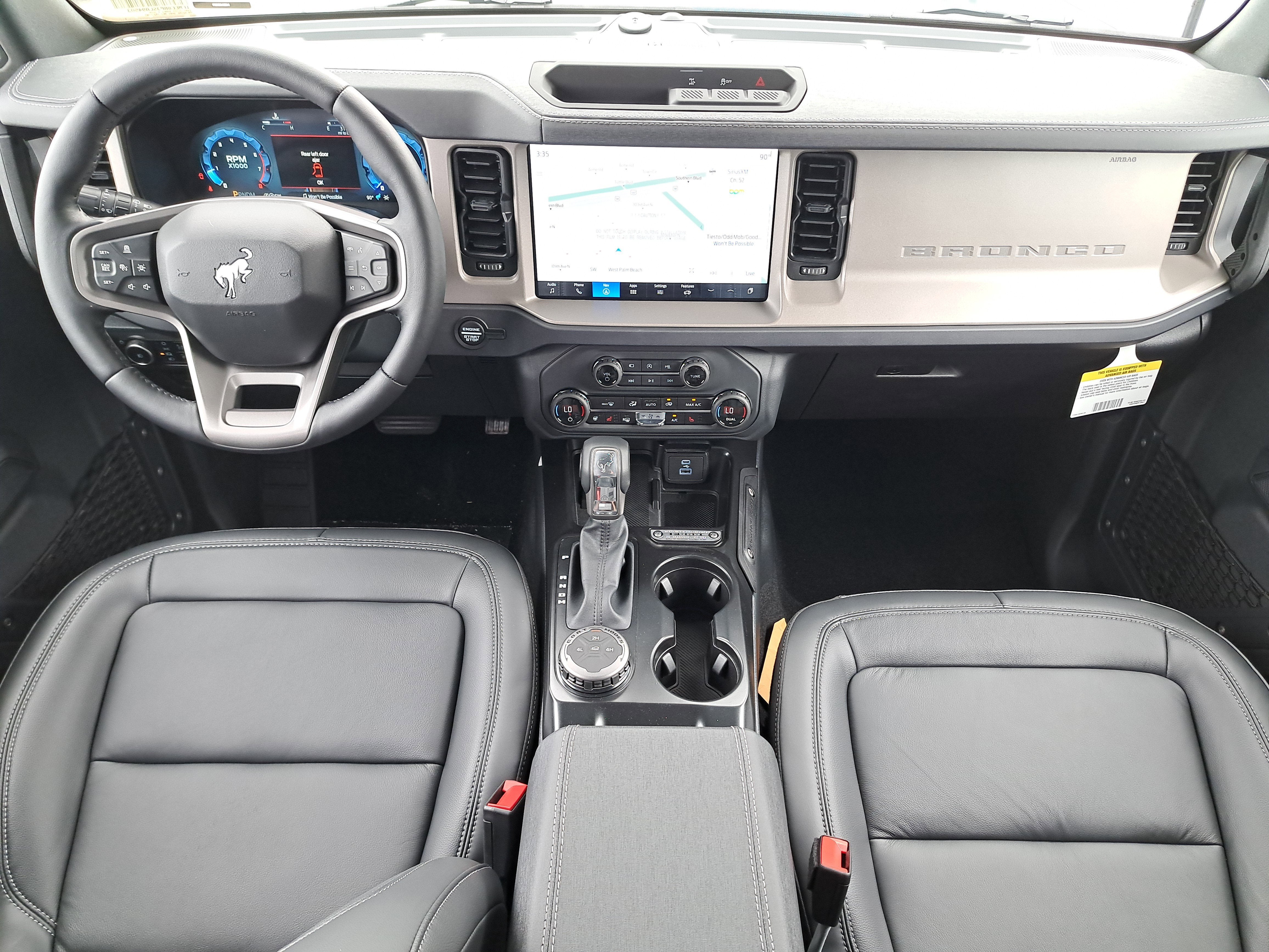 2025 Ford Bronco Outer Banks