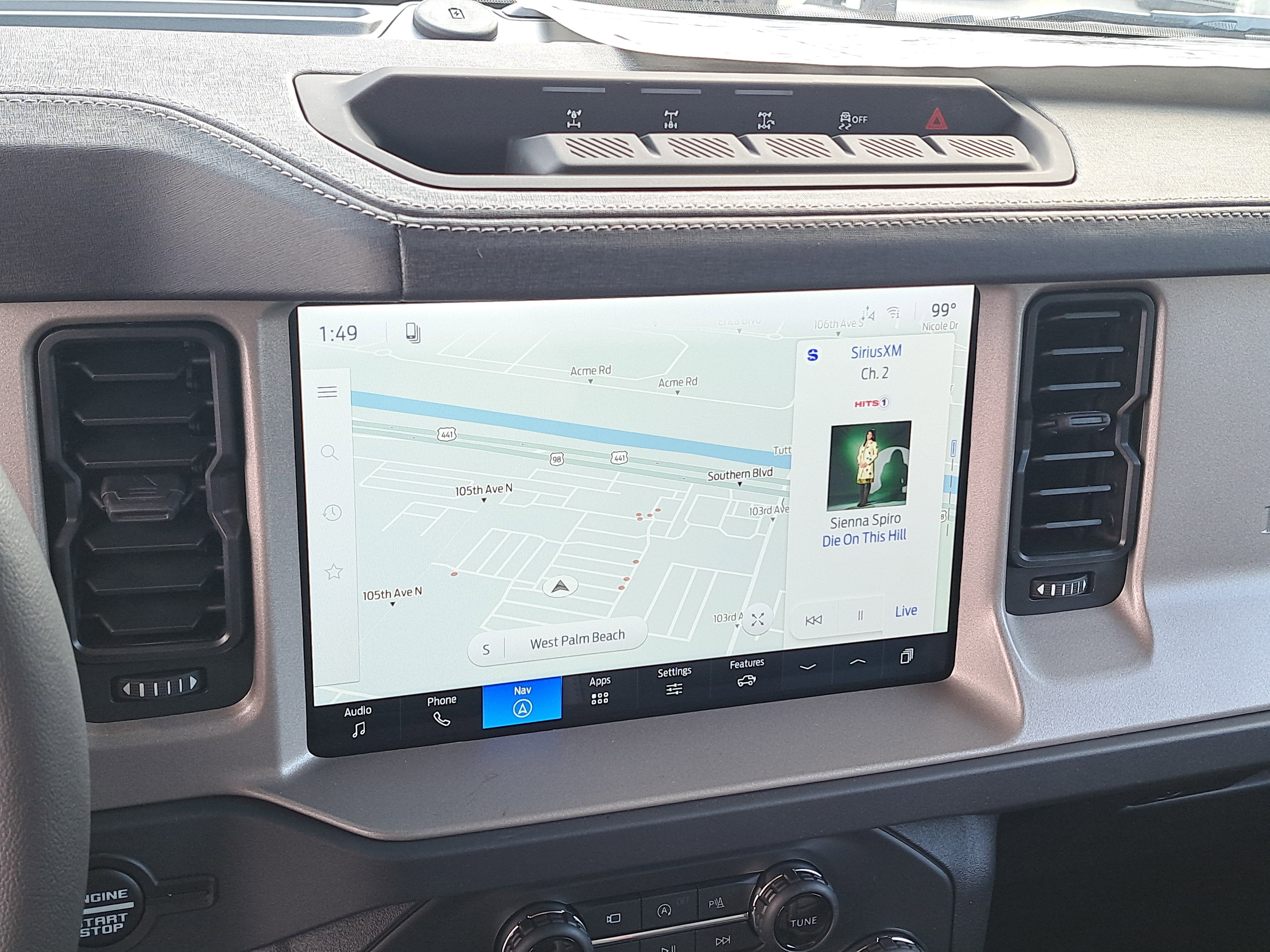 2026 Ford Bronco Outer Banks