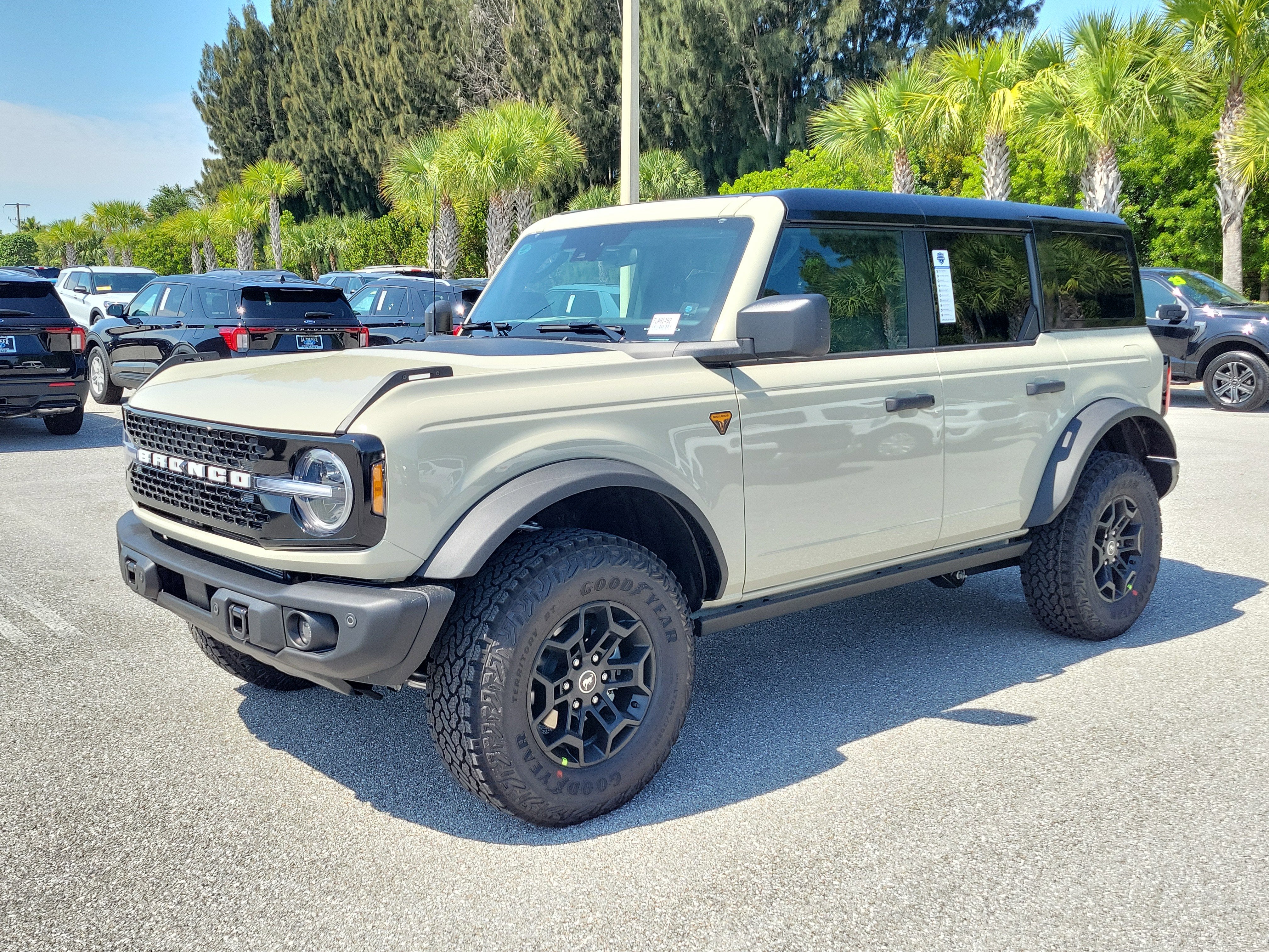 2026 Ford Bronco Badlands