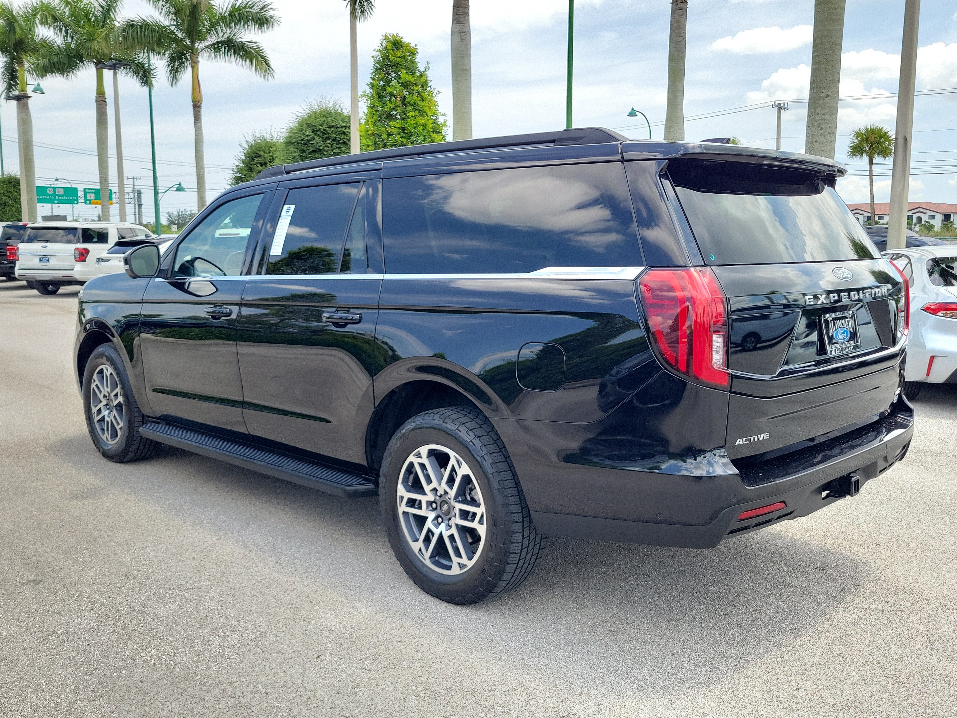 2025 Ford Expedition Max Active