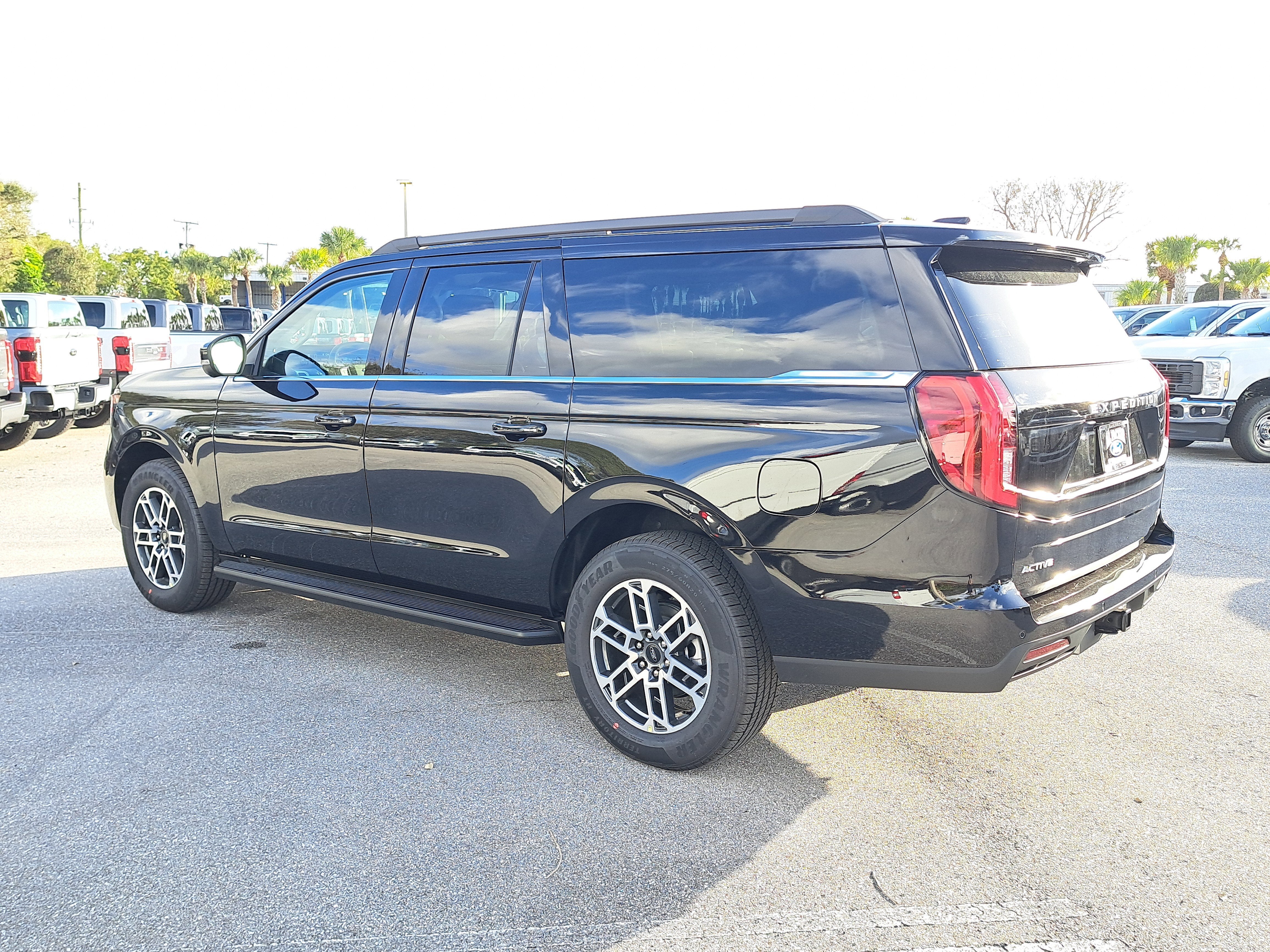 2026 Ford Expedition Max Active