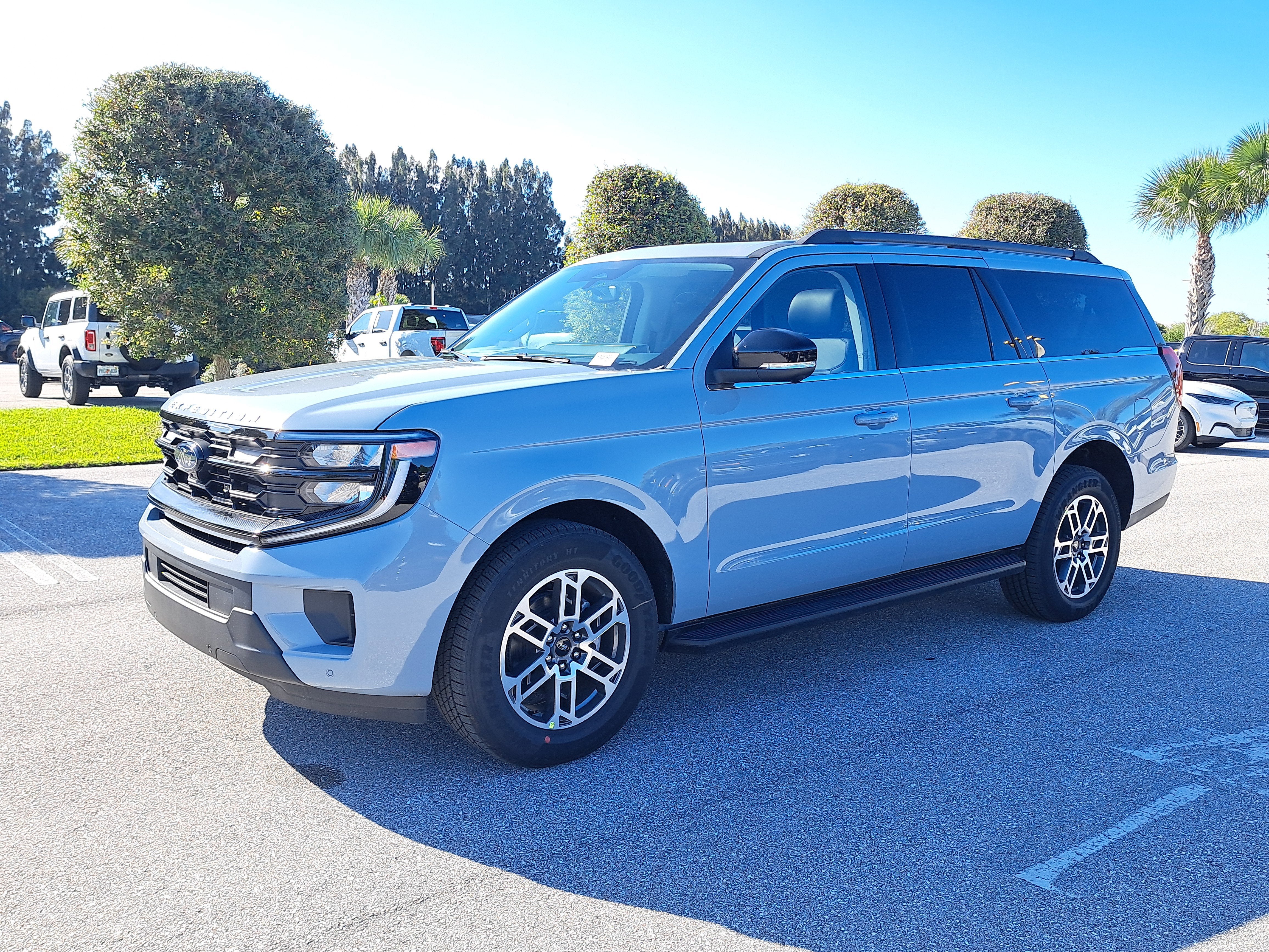 2026 Ford Expedition Max Active