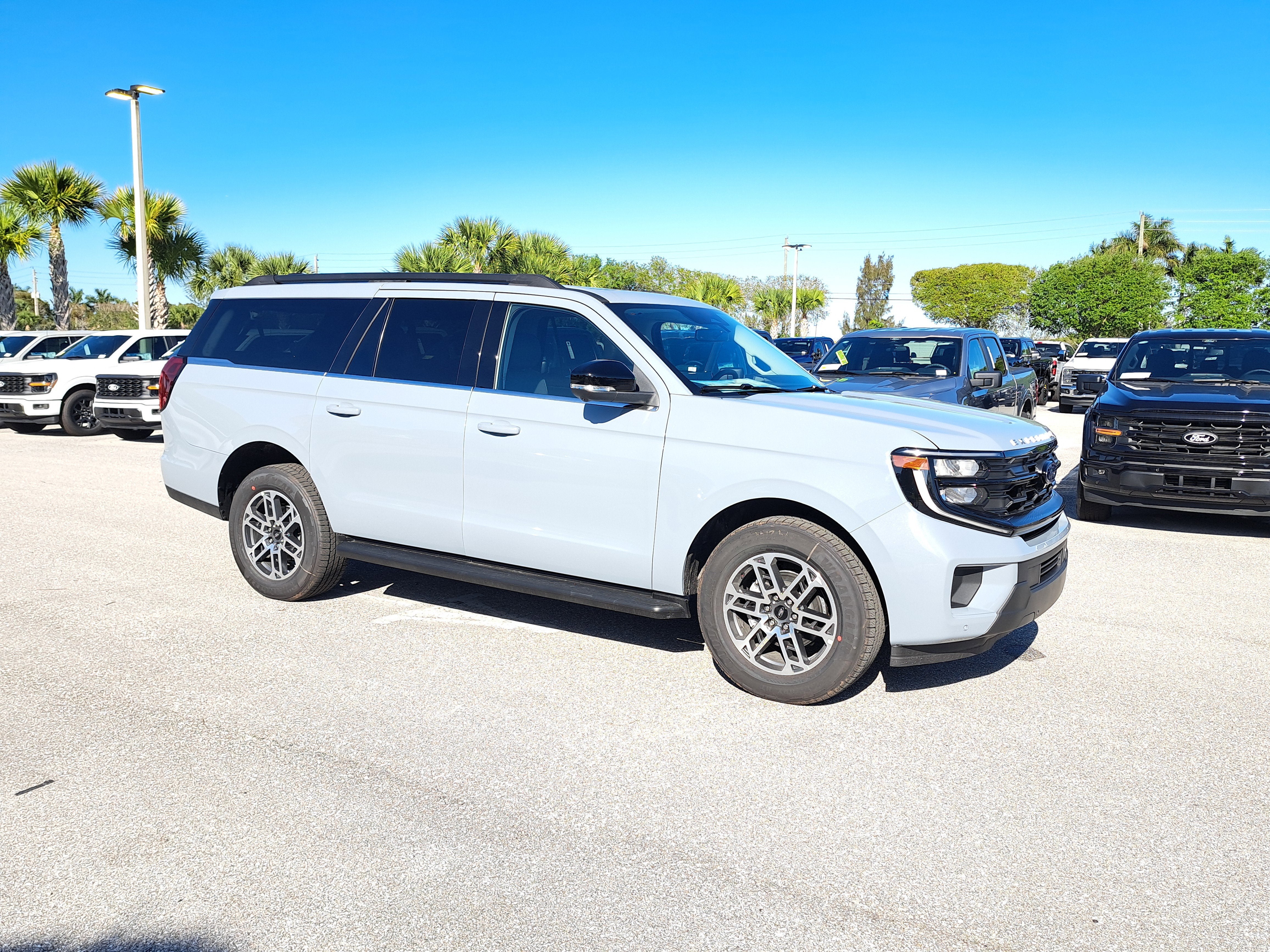 2026 Ford Expedition Max Active