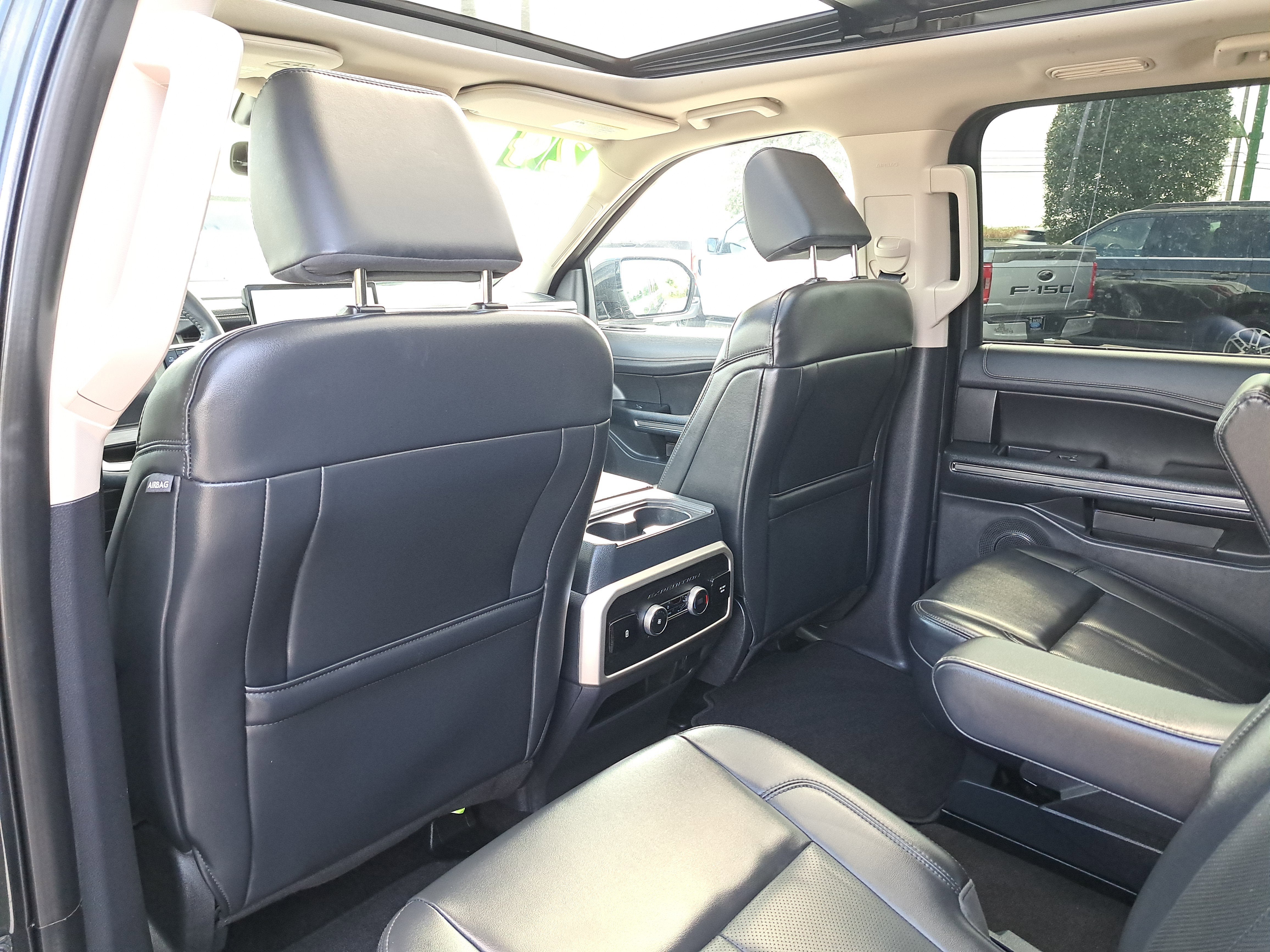 2023 Ford Expedition Max XLT