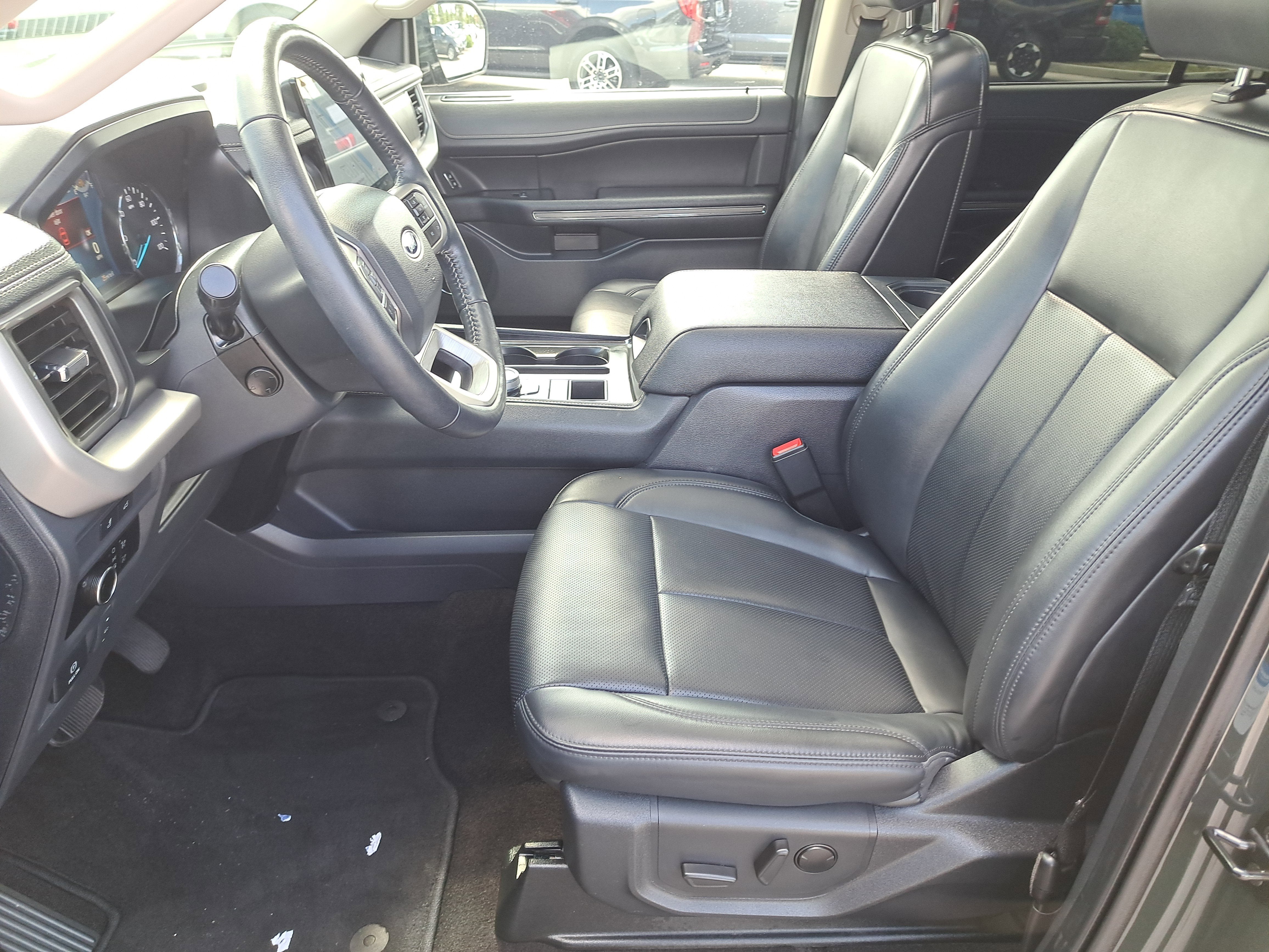 2023 Ford Expedition Max XLT