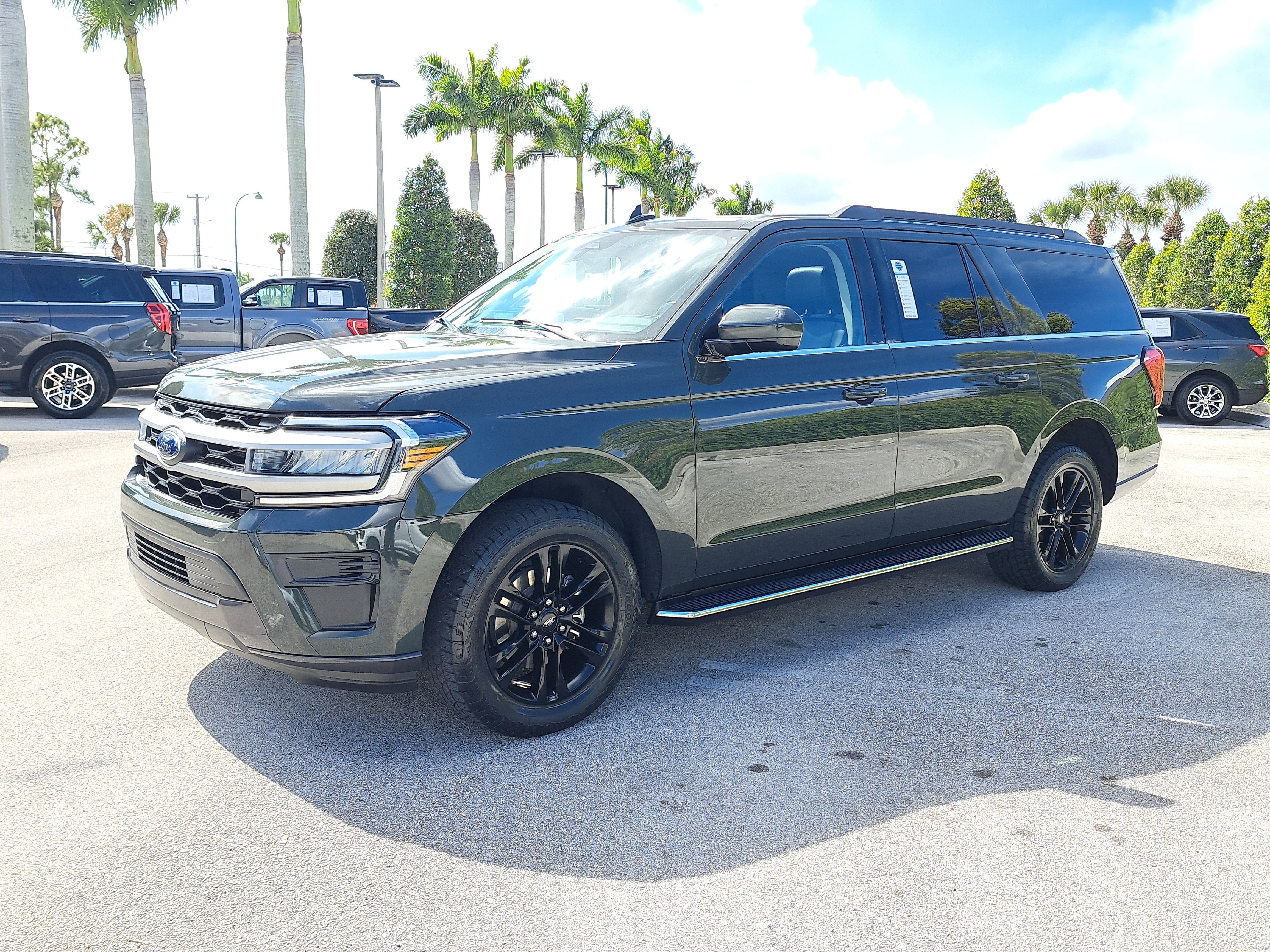 2023 Ford Expedition Max XLT