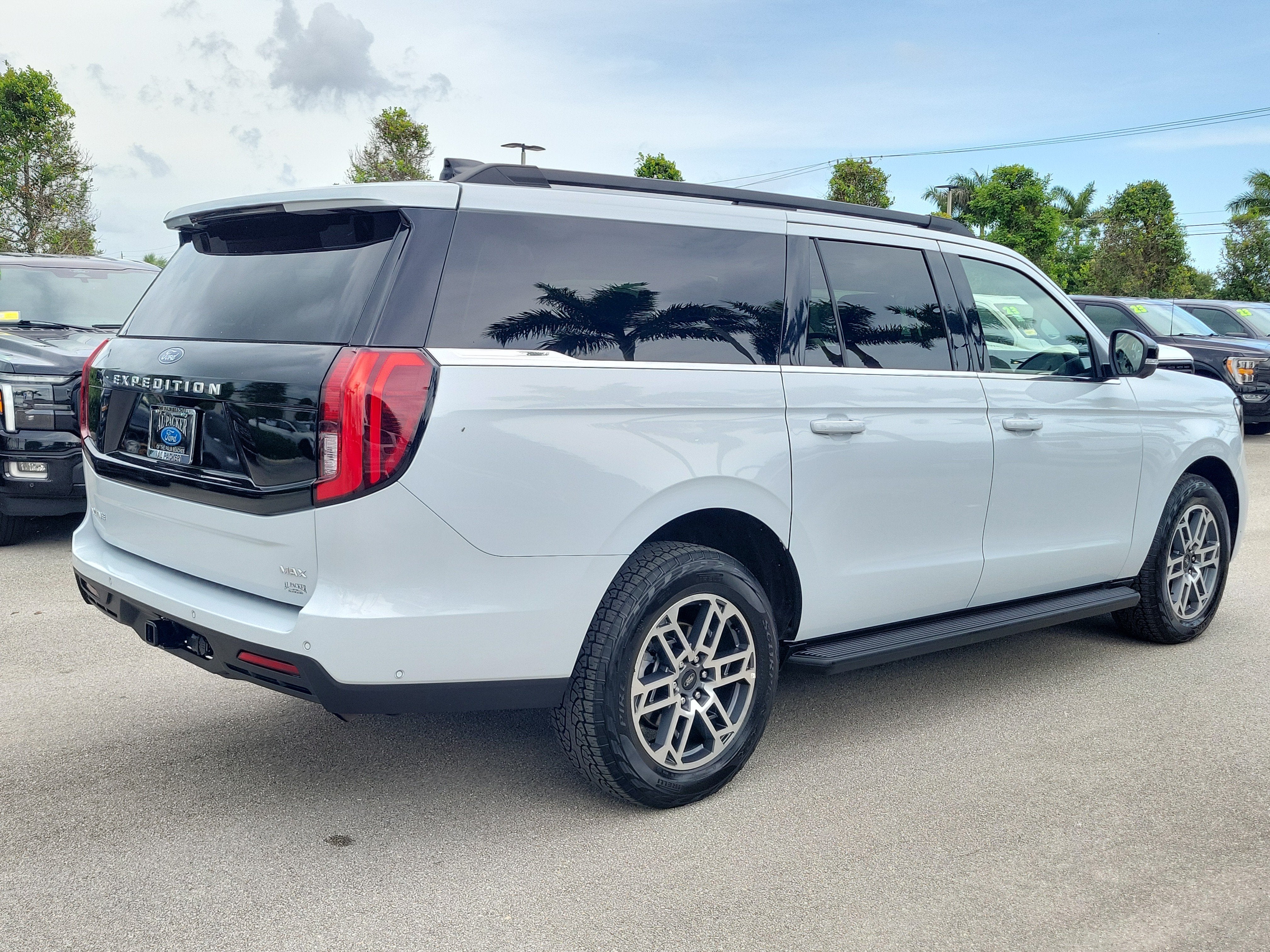 2025 Ford Expedition Max Active