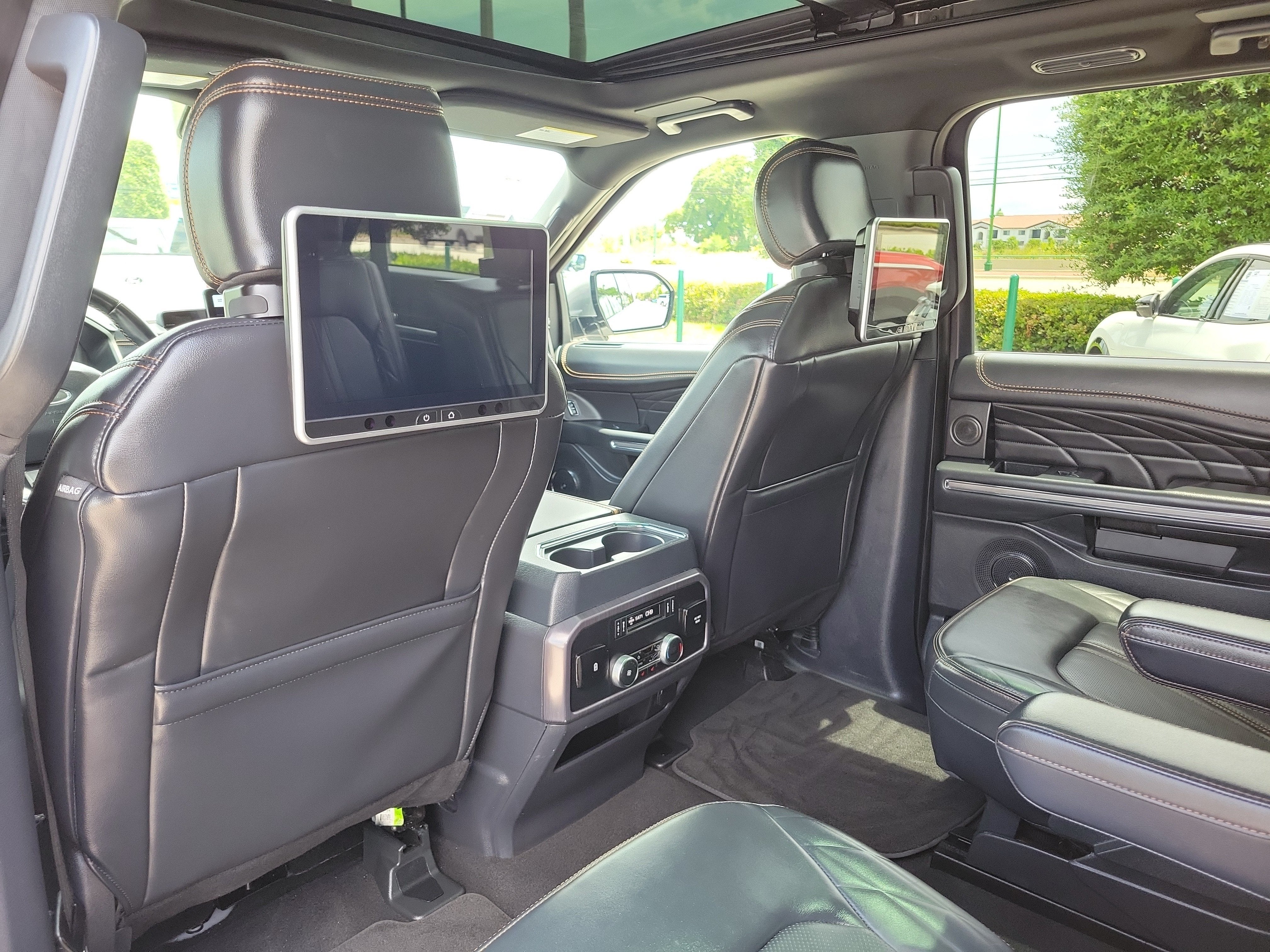 2023 Ford Expedition Max Platinum