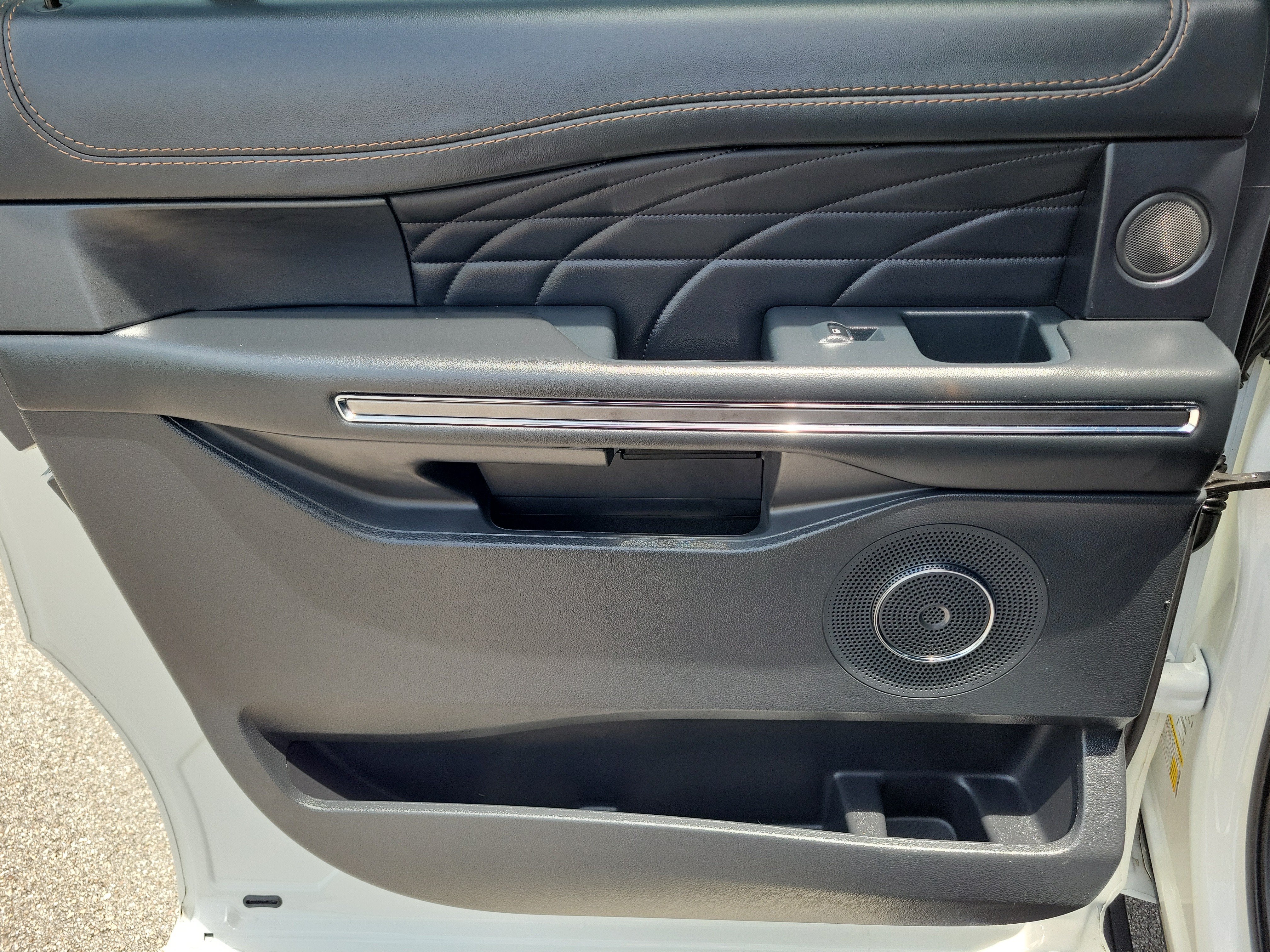 2023 Ford Expedition Max Platinum