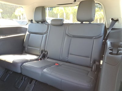 2026 Ford Expedition Active