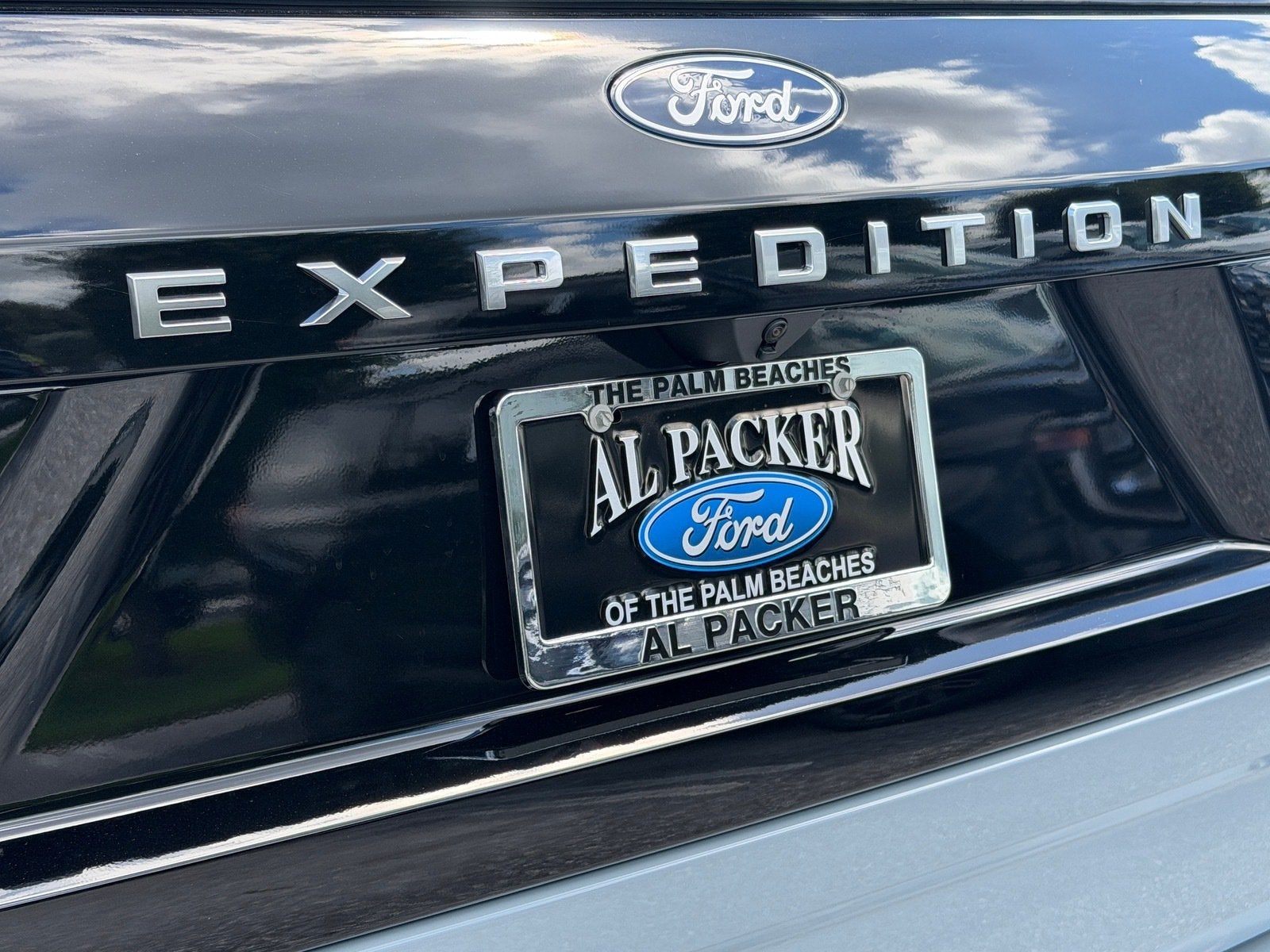 2027 Ford Expedition Active