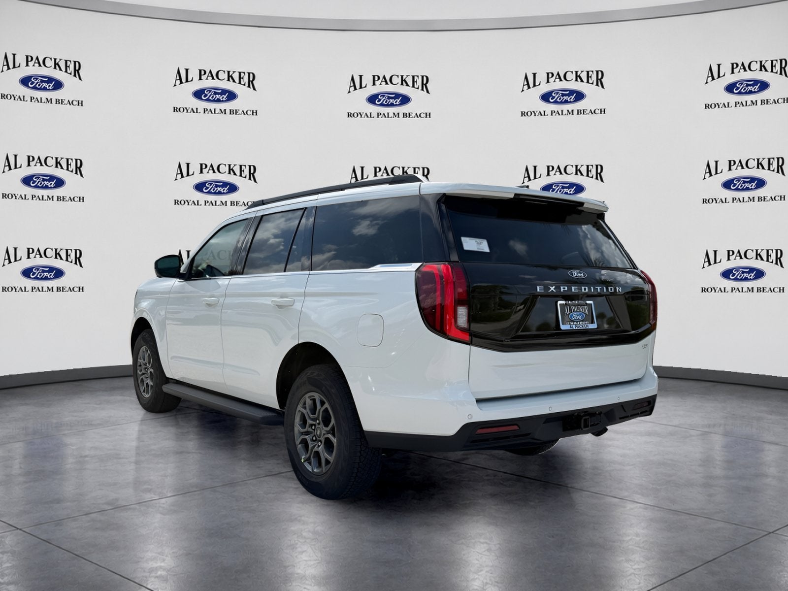 2027 Ford Expedition Active