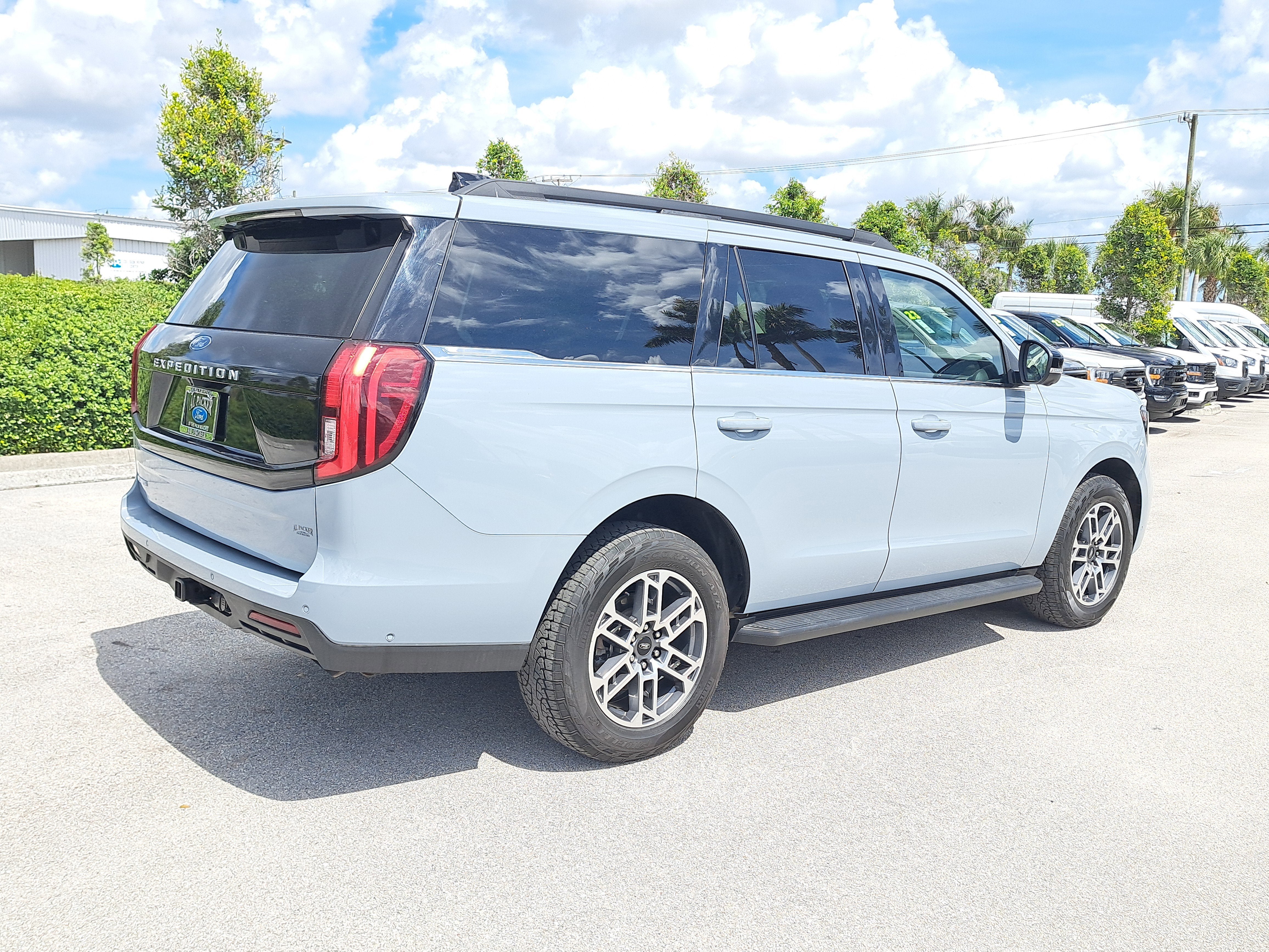 2025 Ford Expedition Active