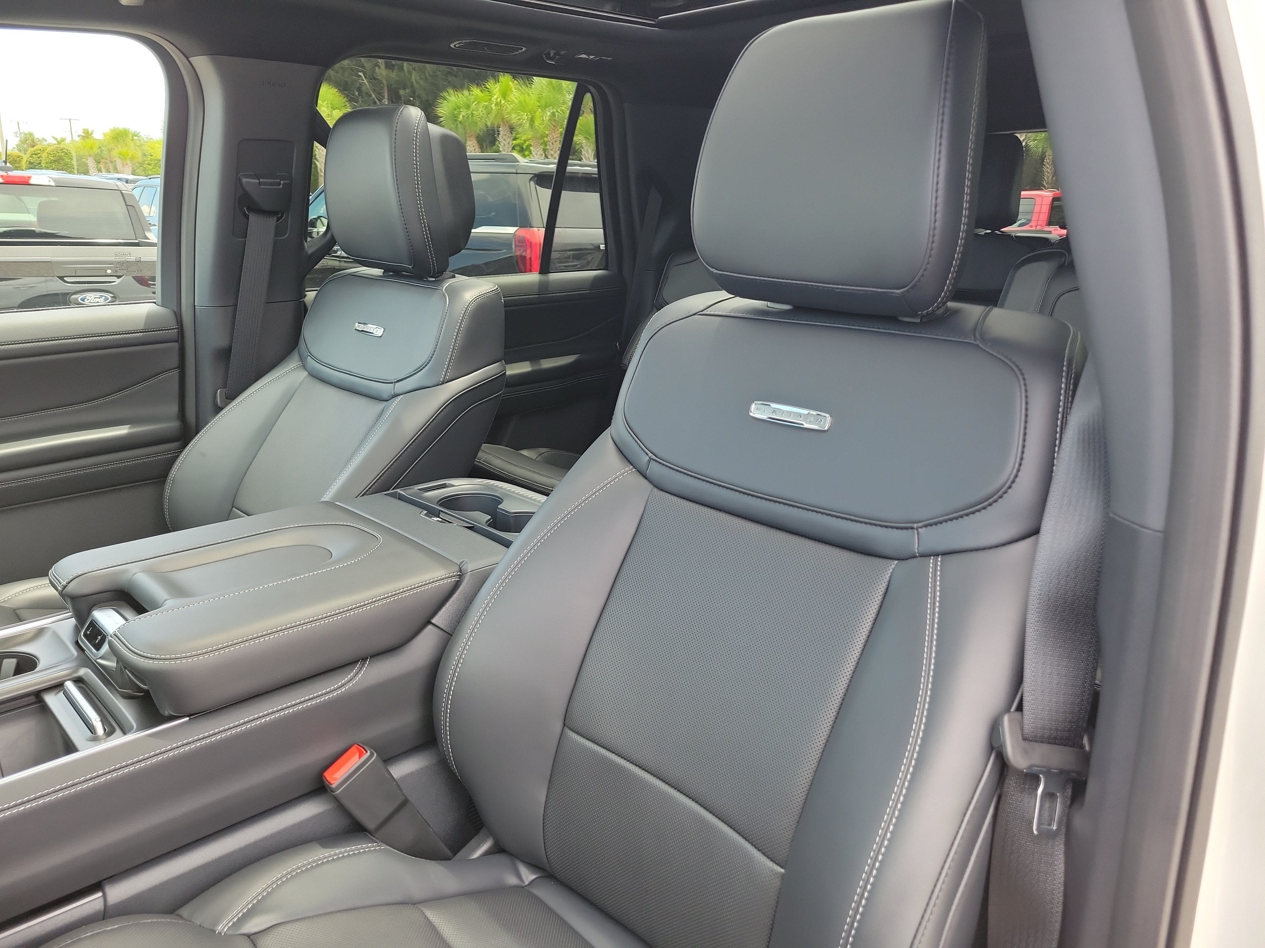 2027 Ford Expedition Platinum