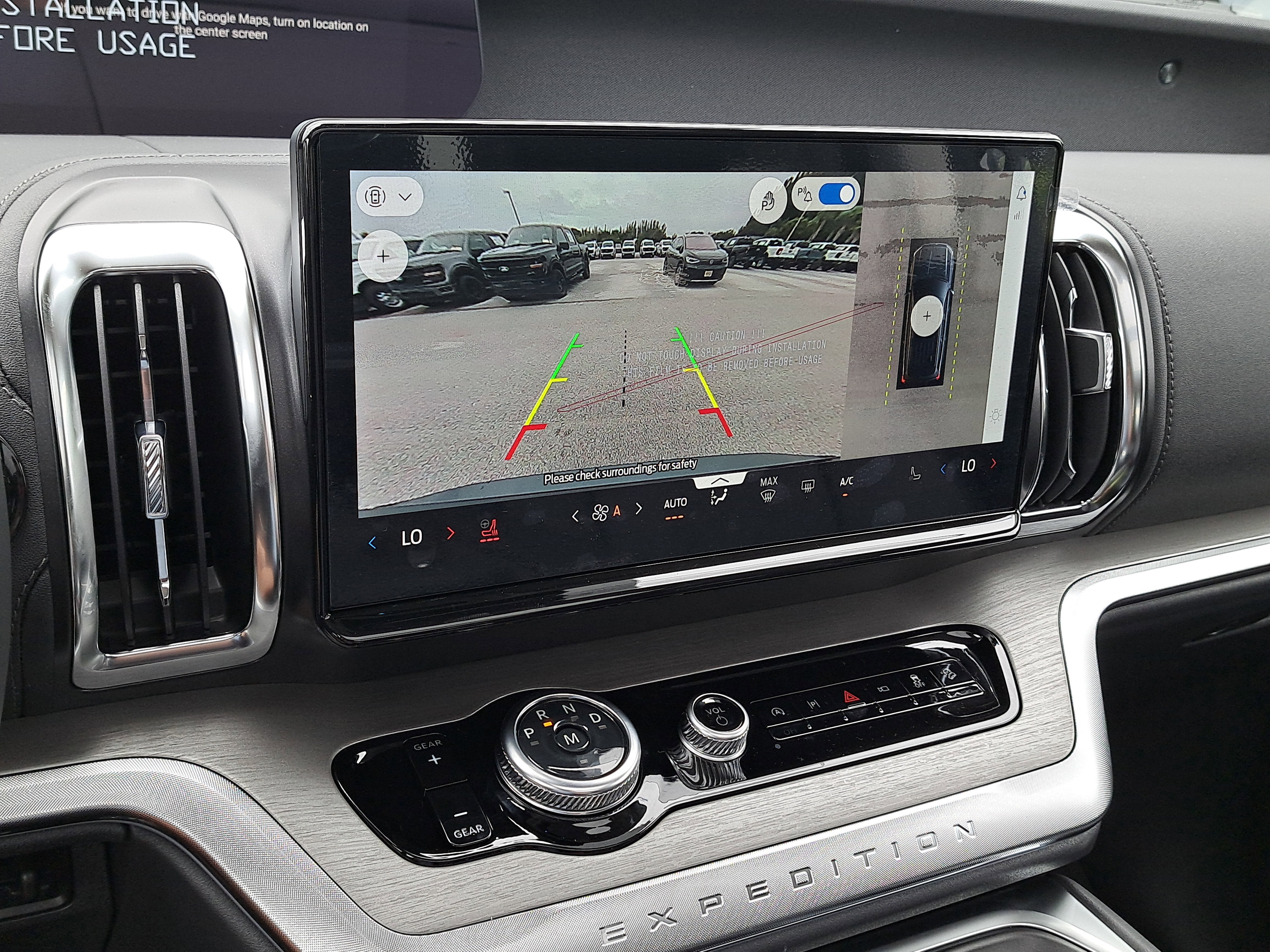 2025 Ford Expedition Platinum